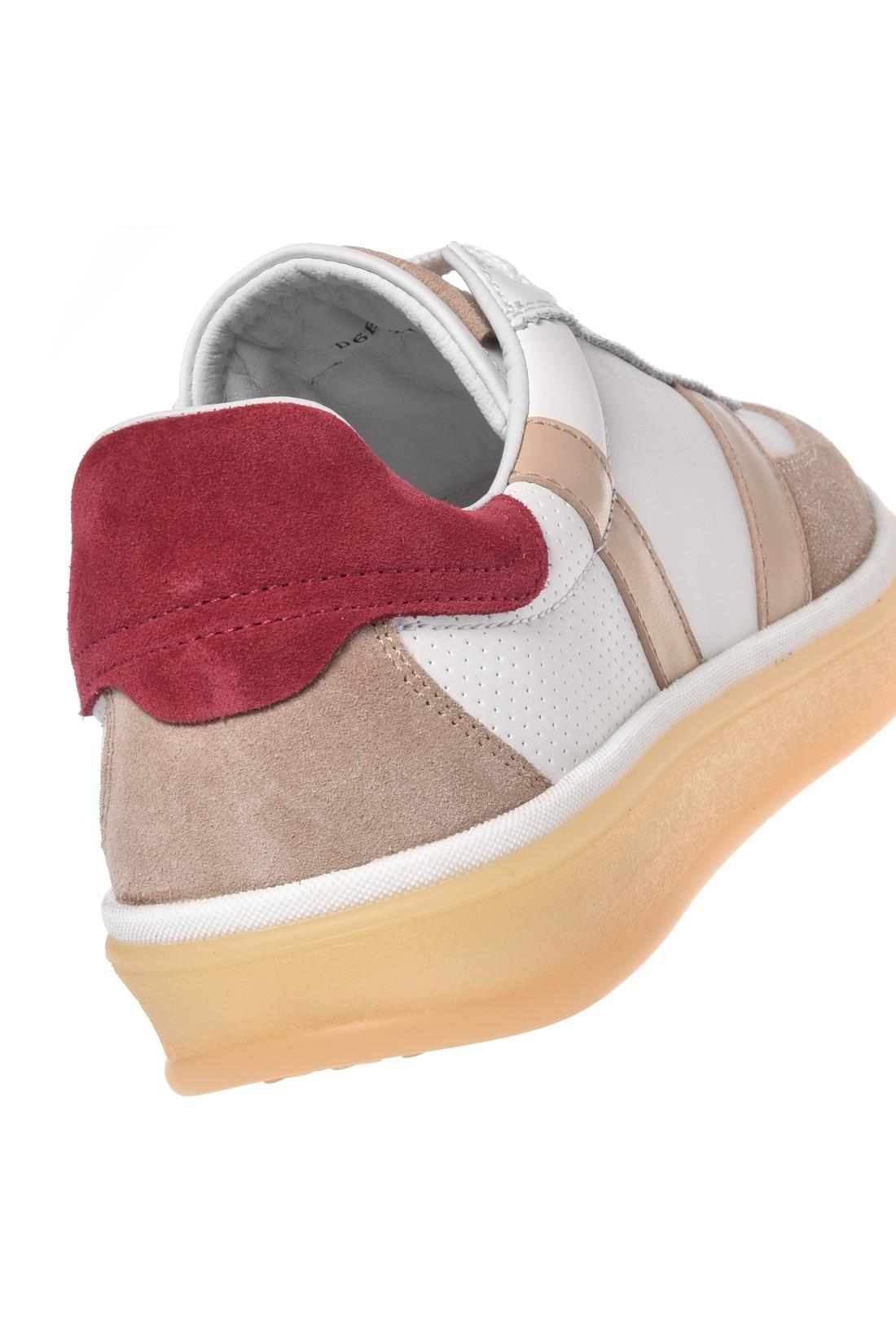Beige suede and white leather sneaker