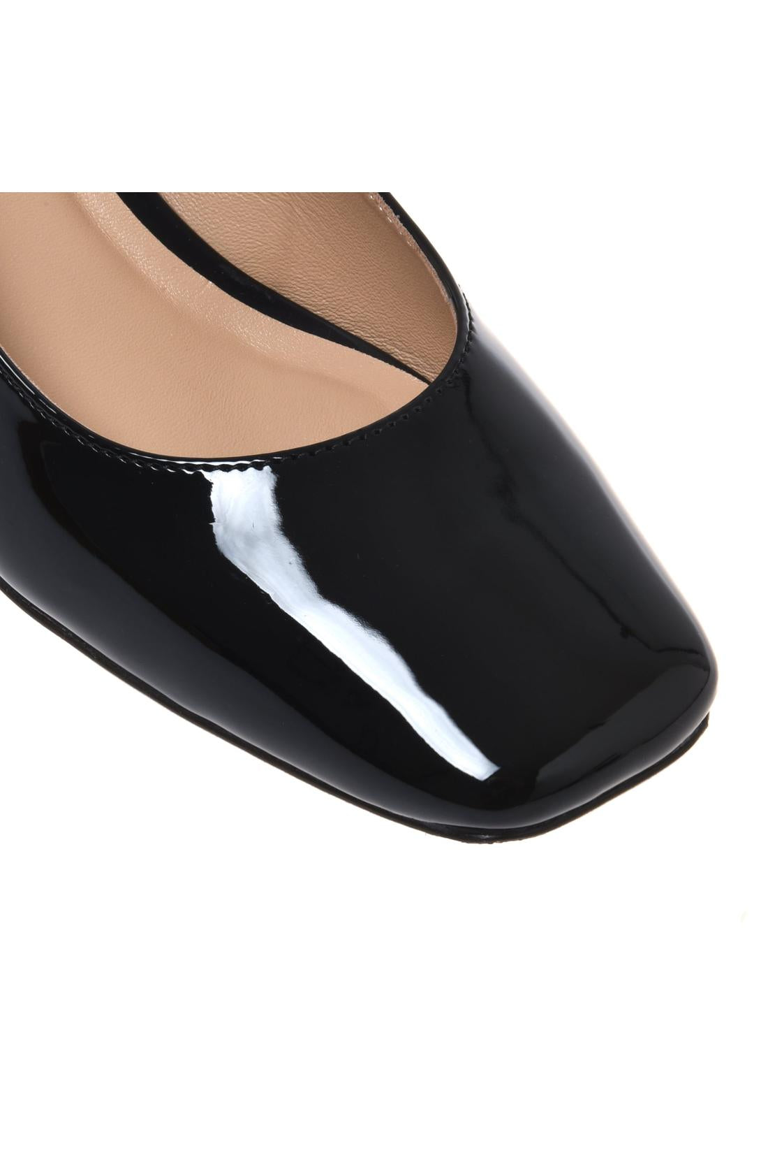 Black patent leather slingback