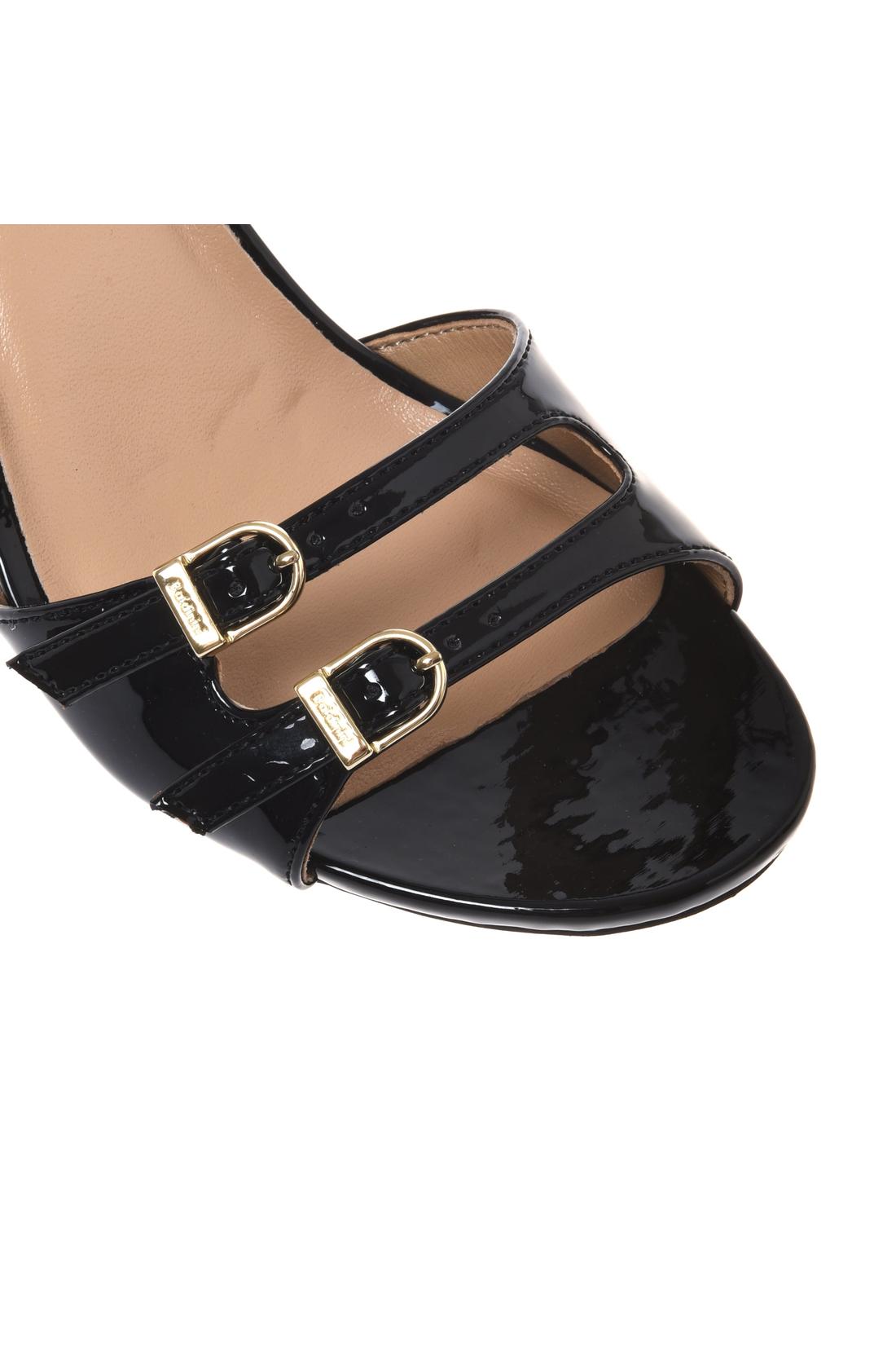 Sandal in patent leather black