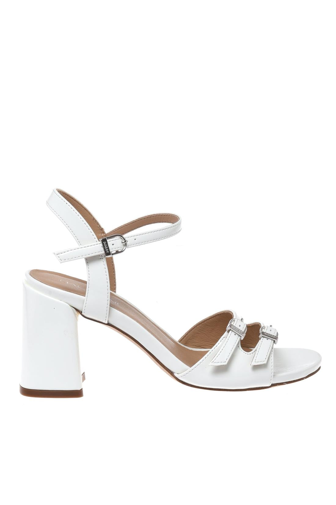 Sandal in patent leather white