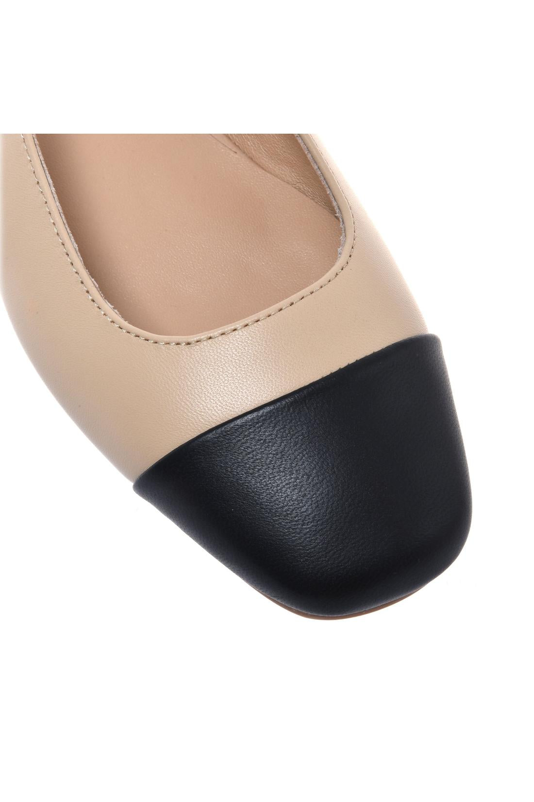 Slingback in black and nude leather