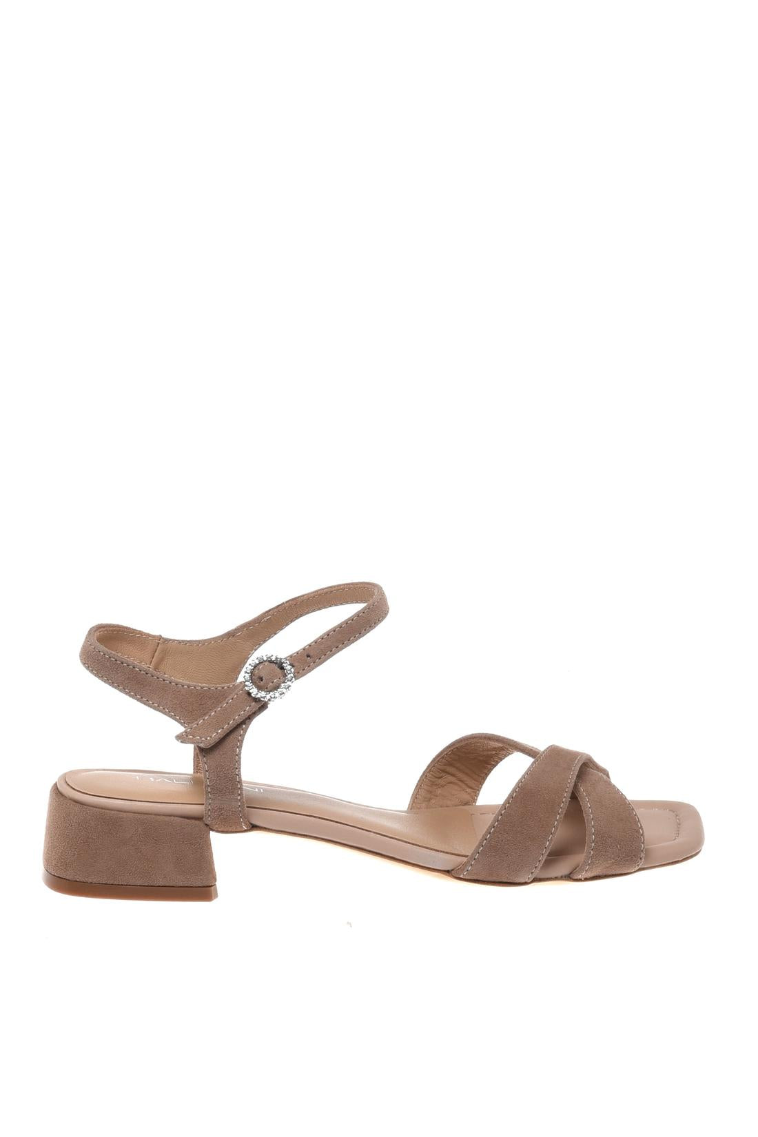 Sandal in suede beige