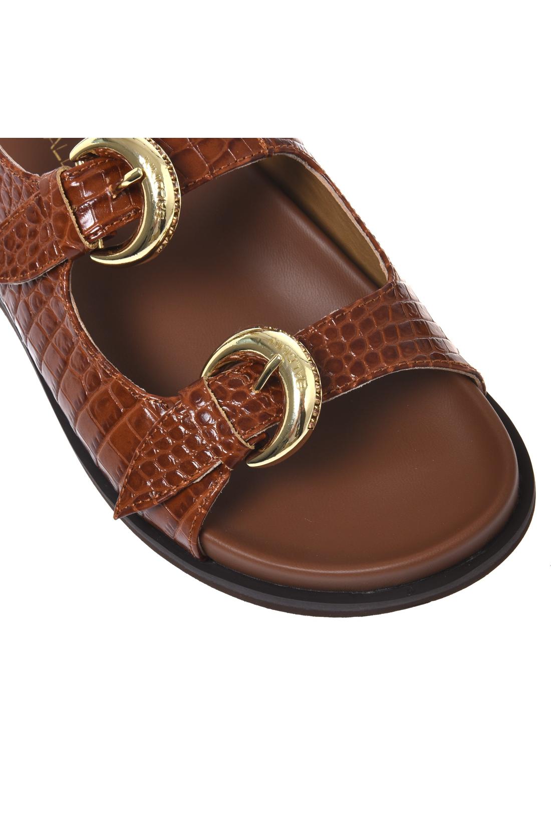 Sandal in croc-effect tan