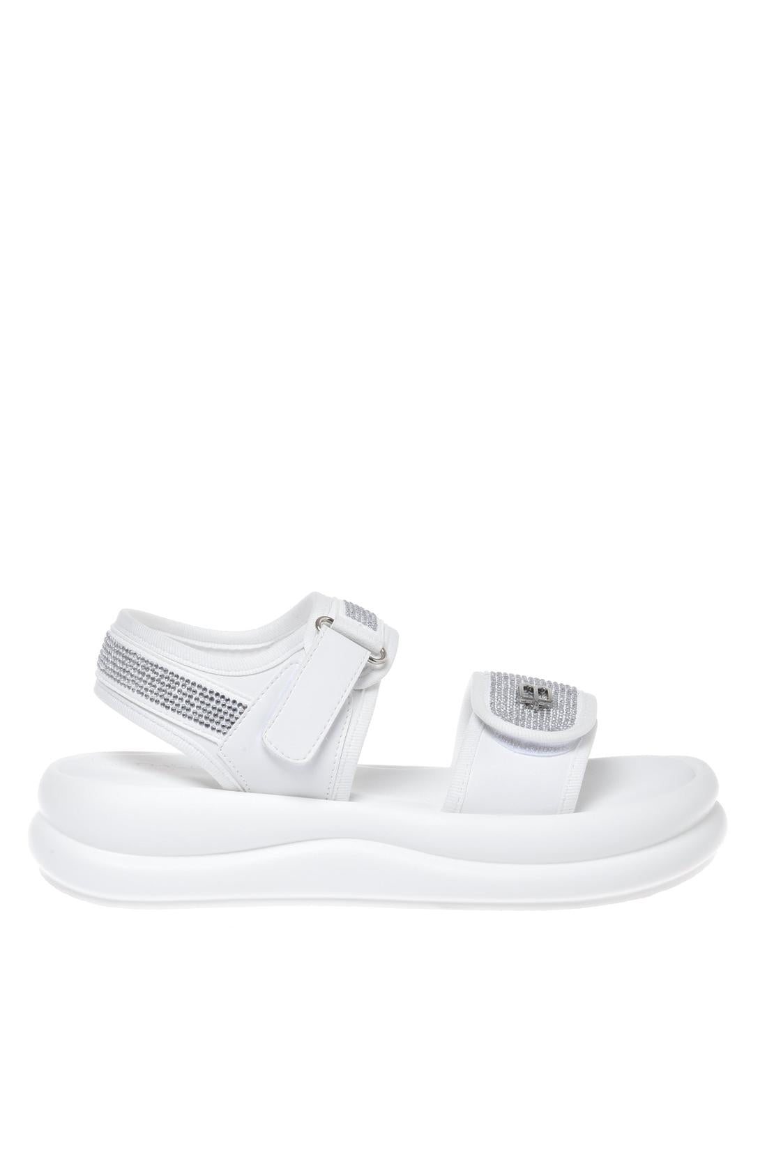 Sandal with rhinestones in white lycra