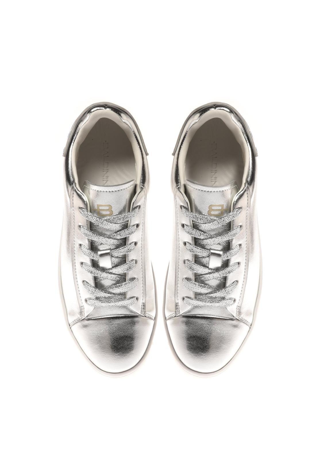 Sneaker in laminated nappa leather silver
