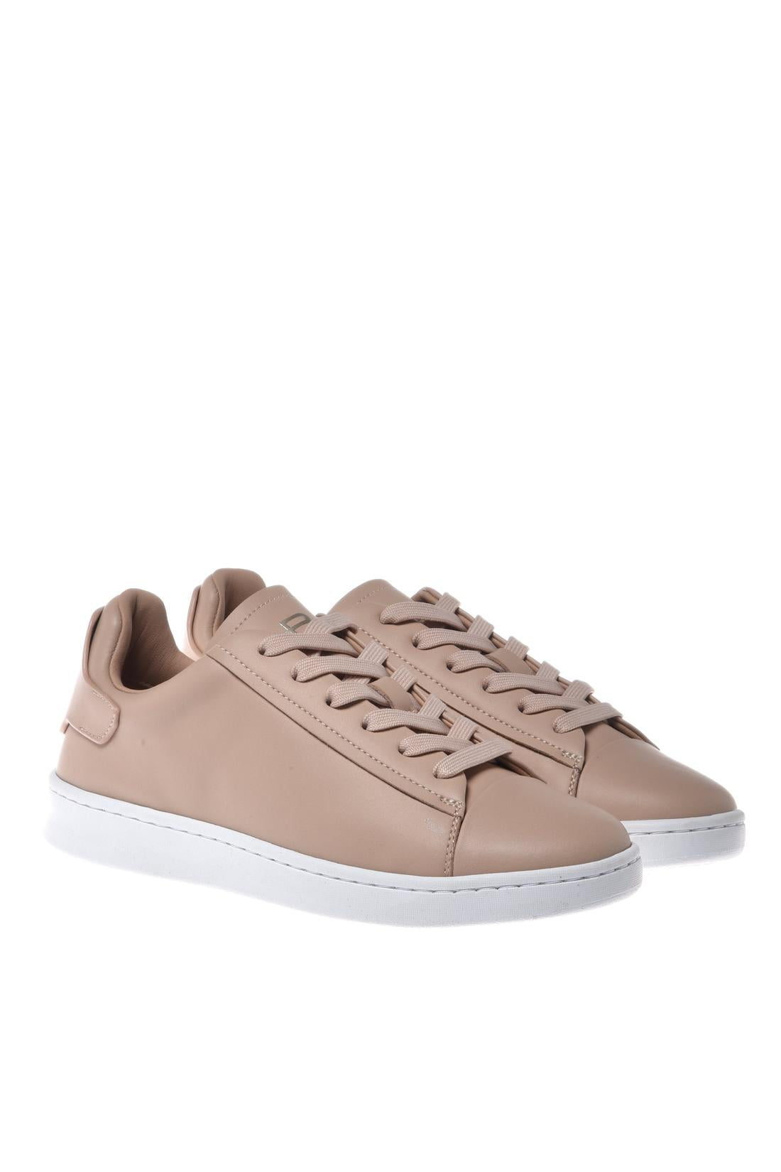 Sneaker in leather nude