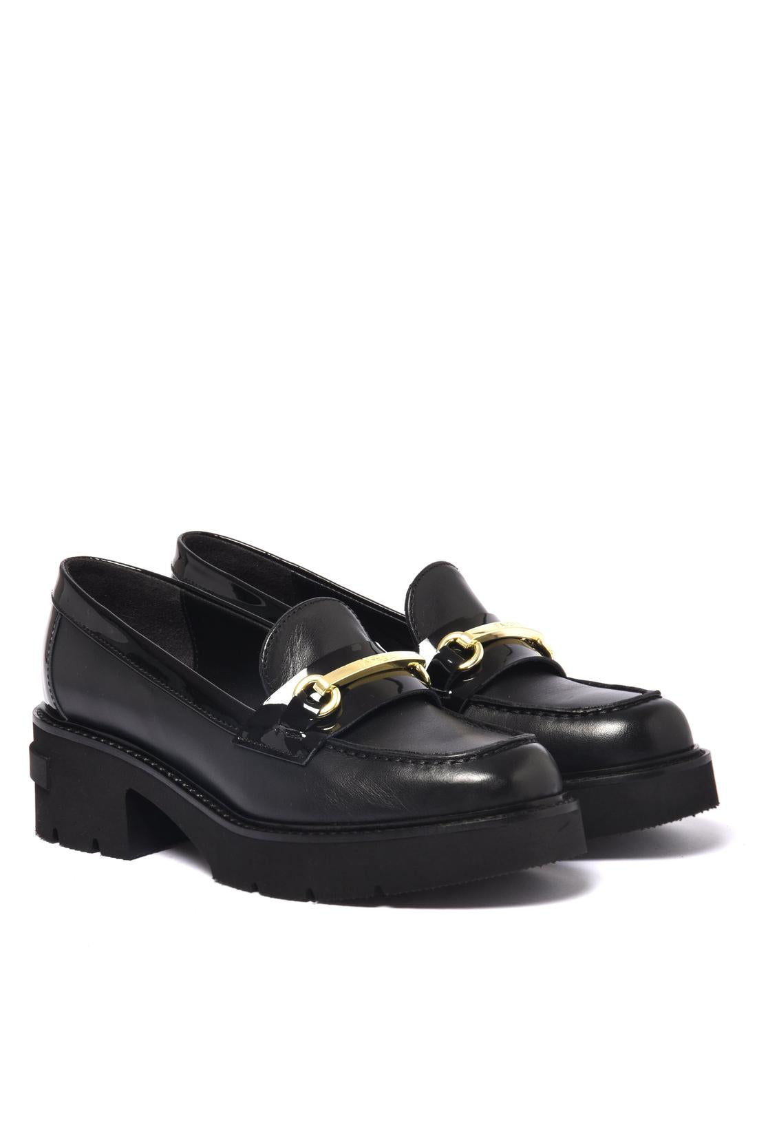 Black leather and patent leather heeled loafer