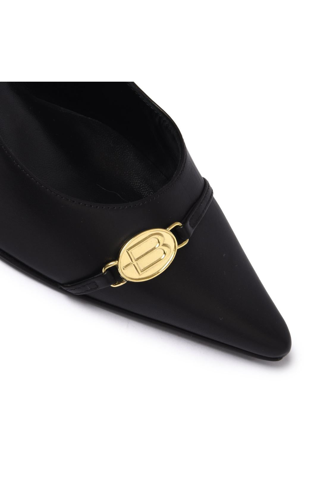 Pump in leather black