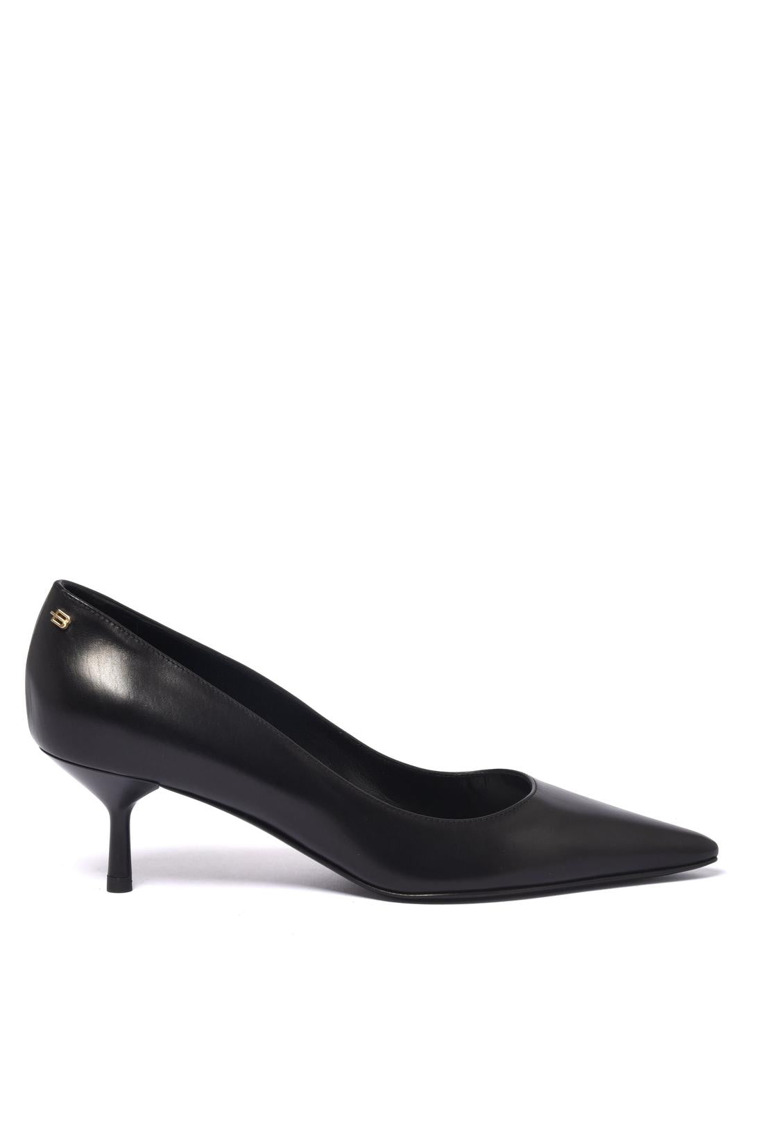 Pump in leather black