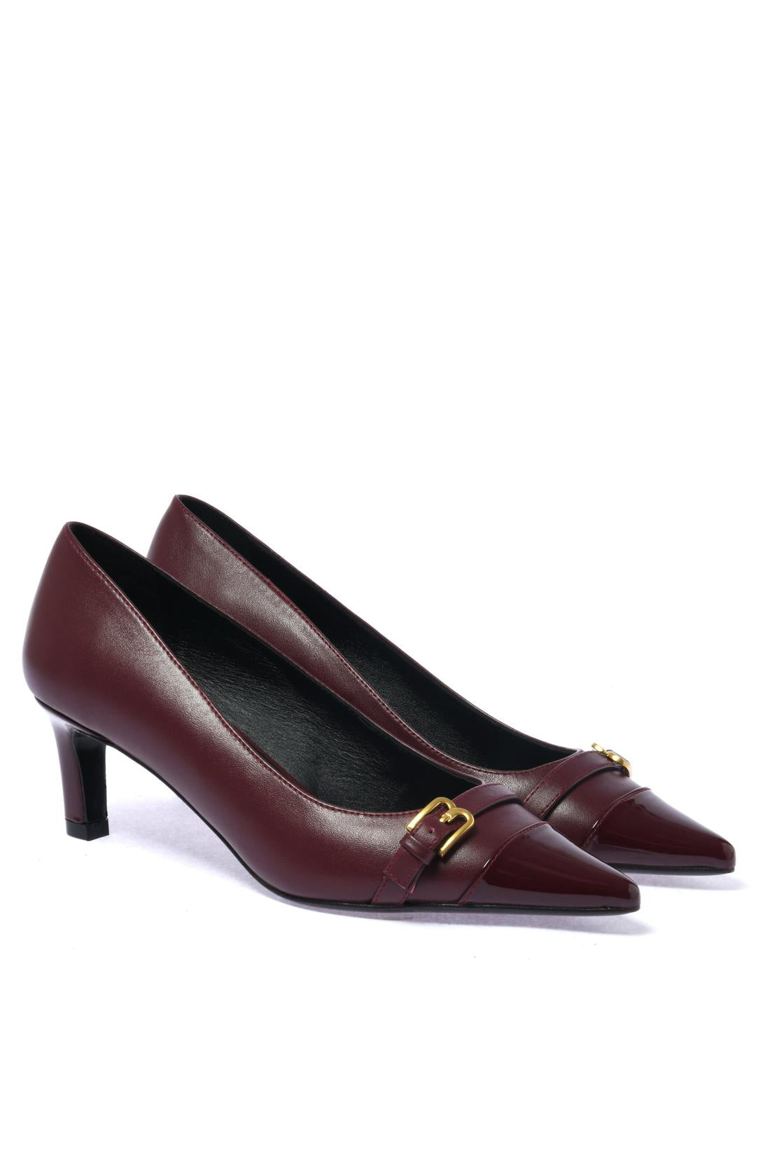 Burgundy patent and smooth leather pump