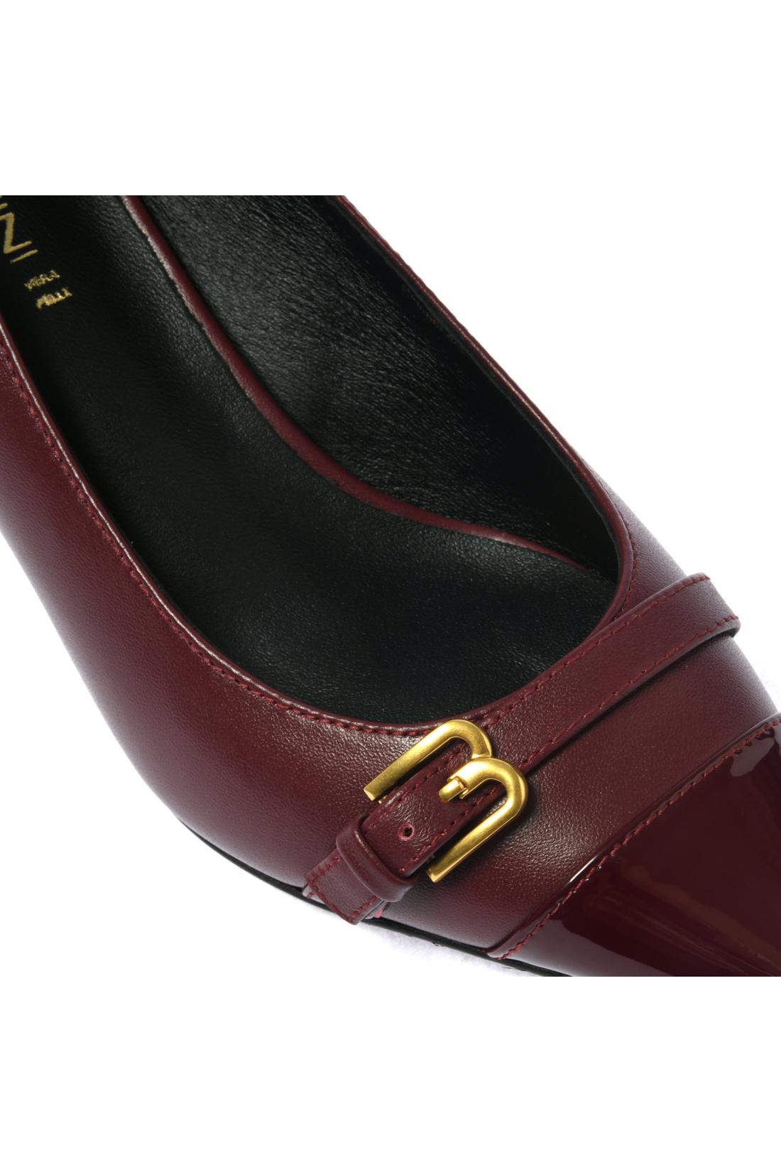 Burgundy patent and smooth leather pump