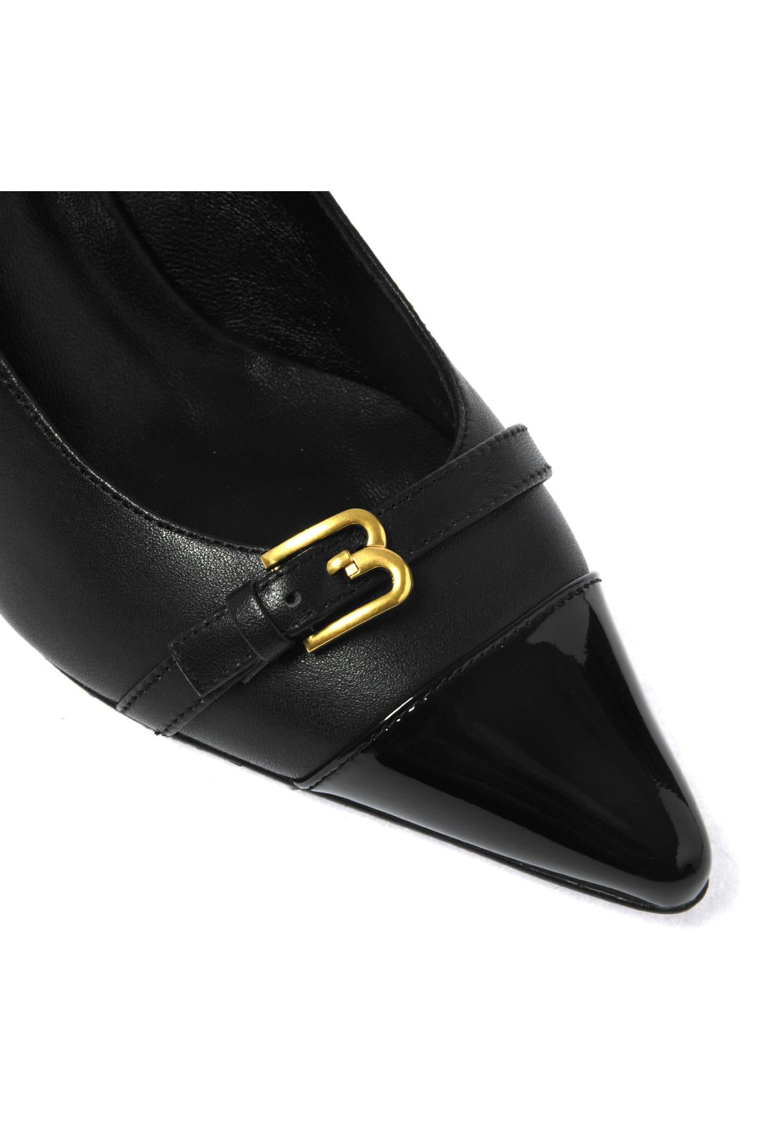 Black patent and smooth leather pump