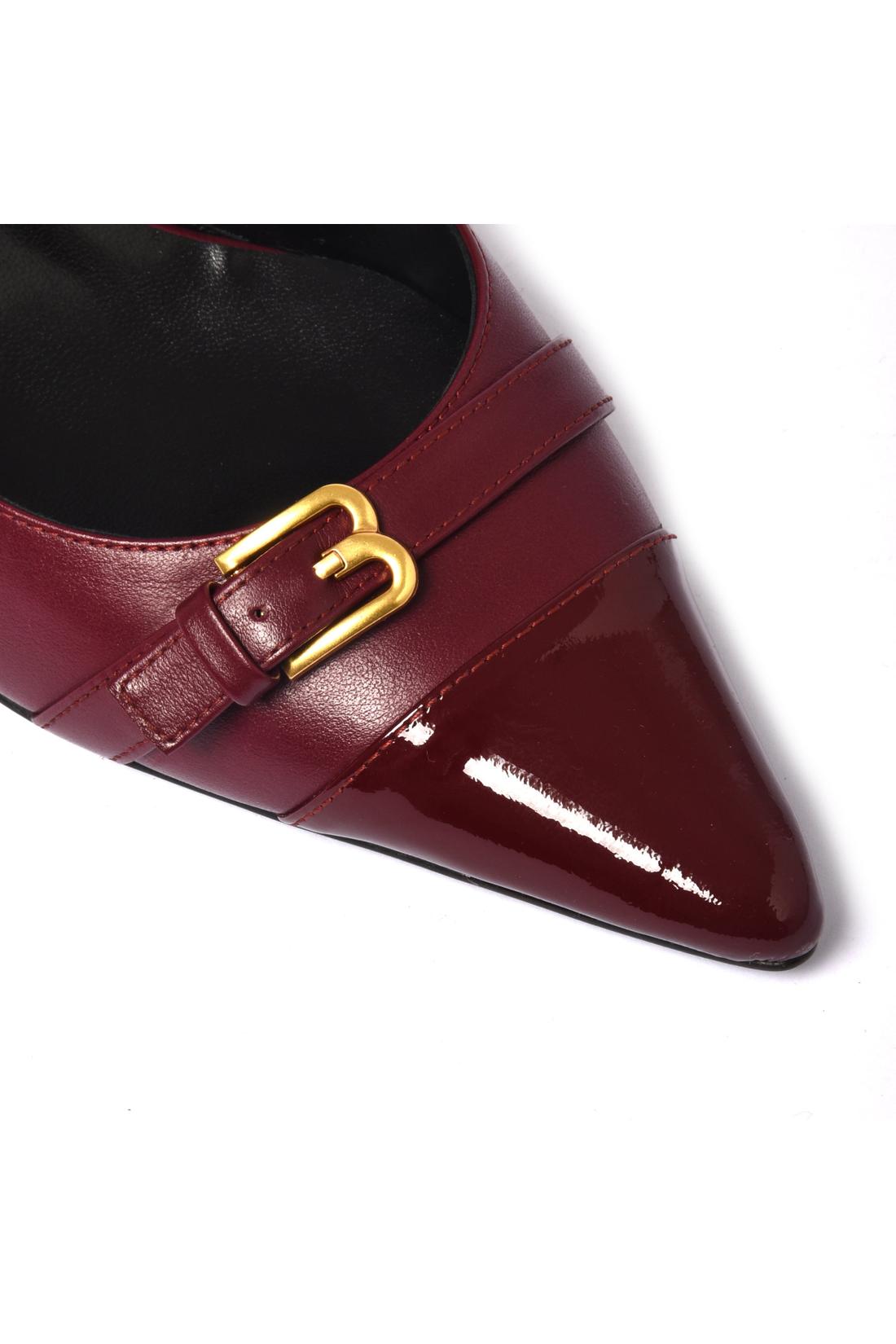 Burgundy patent leather and leather pump