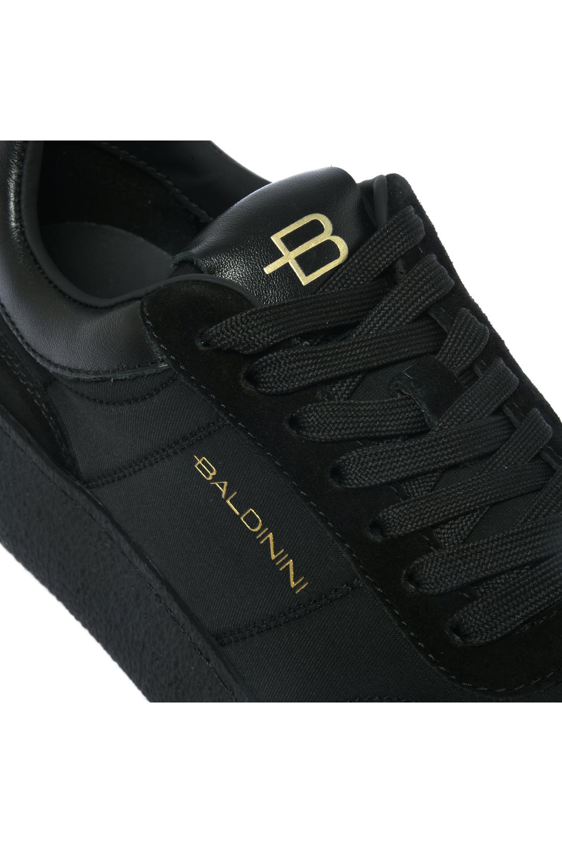 Sneaker in black suede and fabric