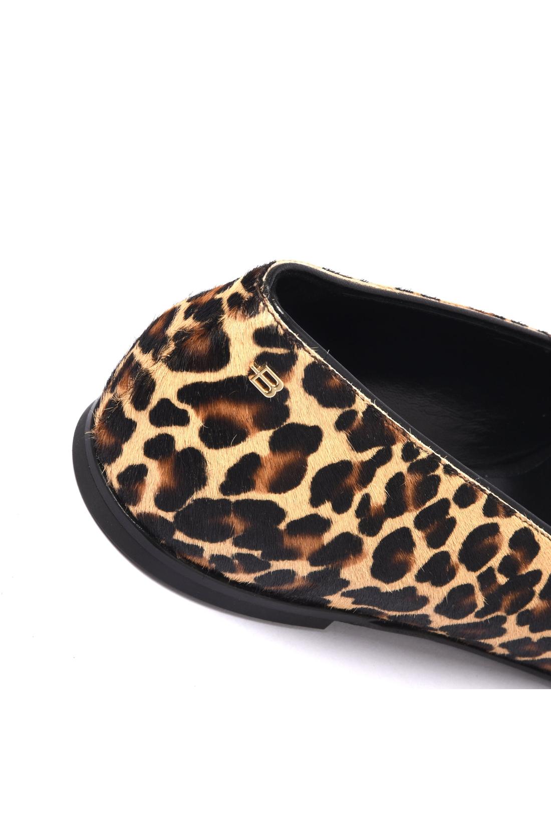 Leopard-print calf hair ballet flat