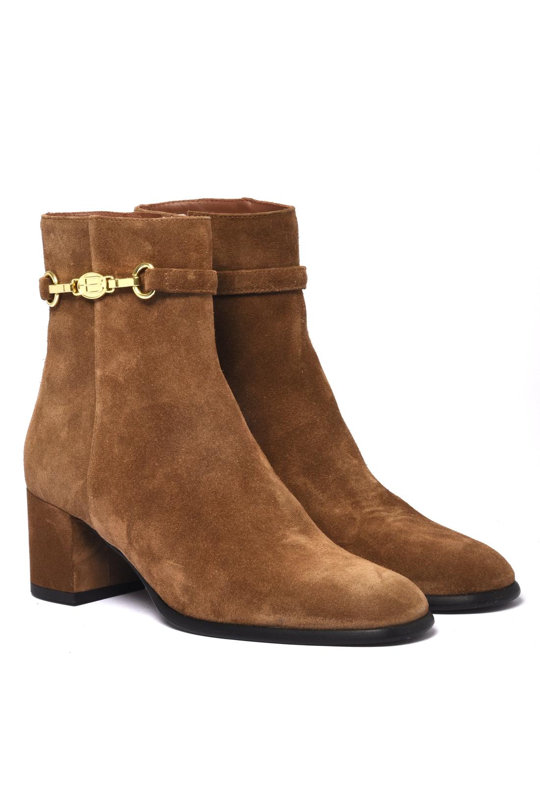 Suede leather ankle boot