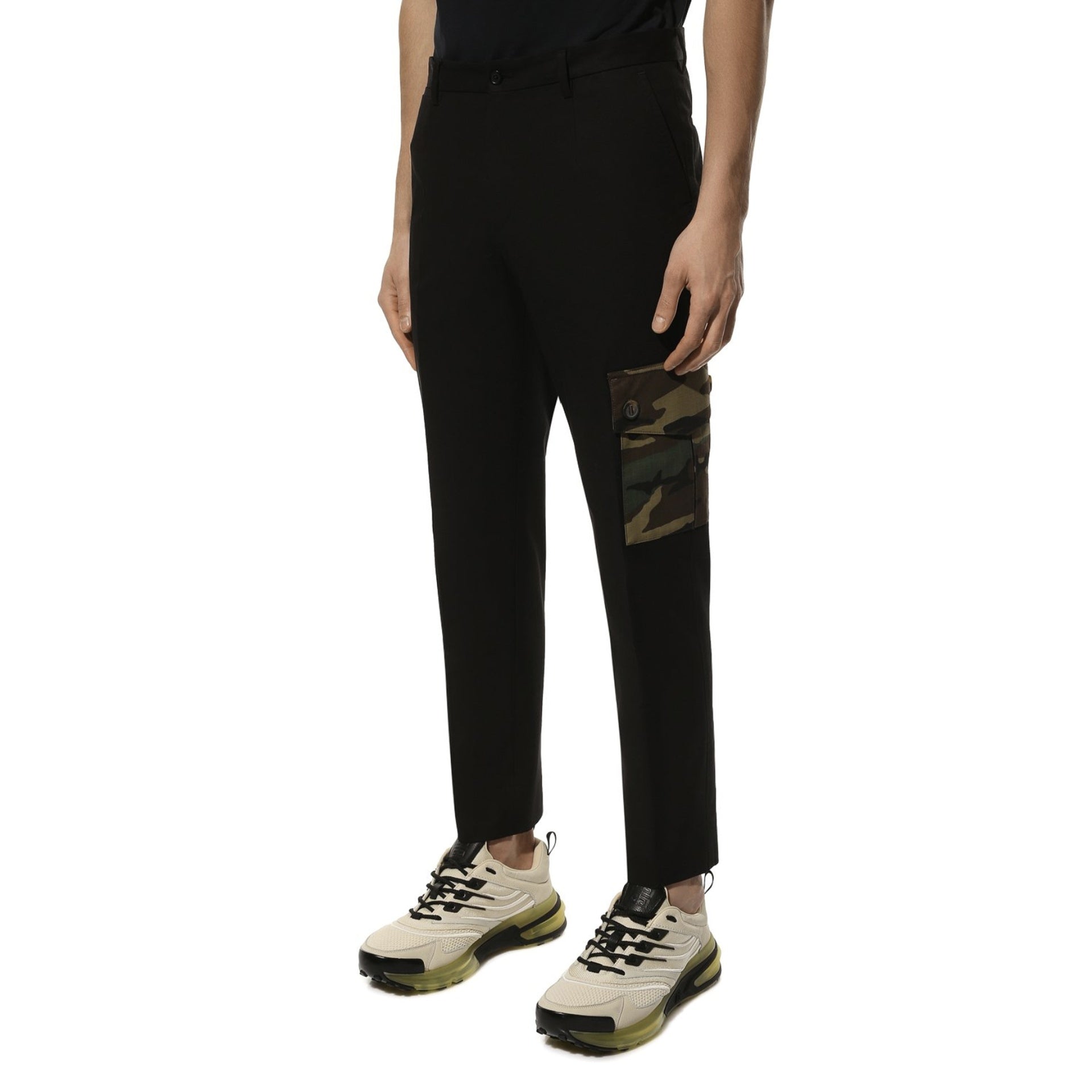 DOLCE___GABBANA_Dolce___Gabbana_Chino_Pants_GVACET_GEZH6_S9000_Black_2.jpg