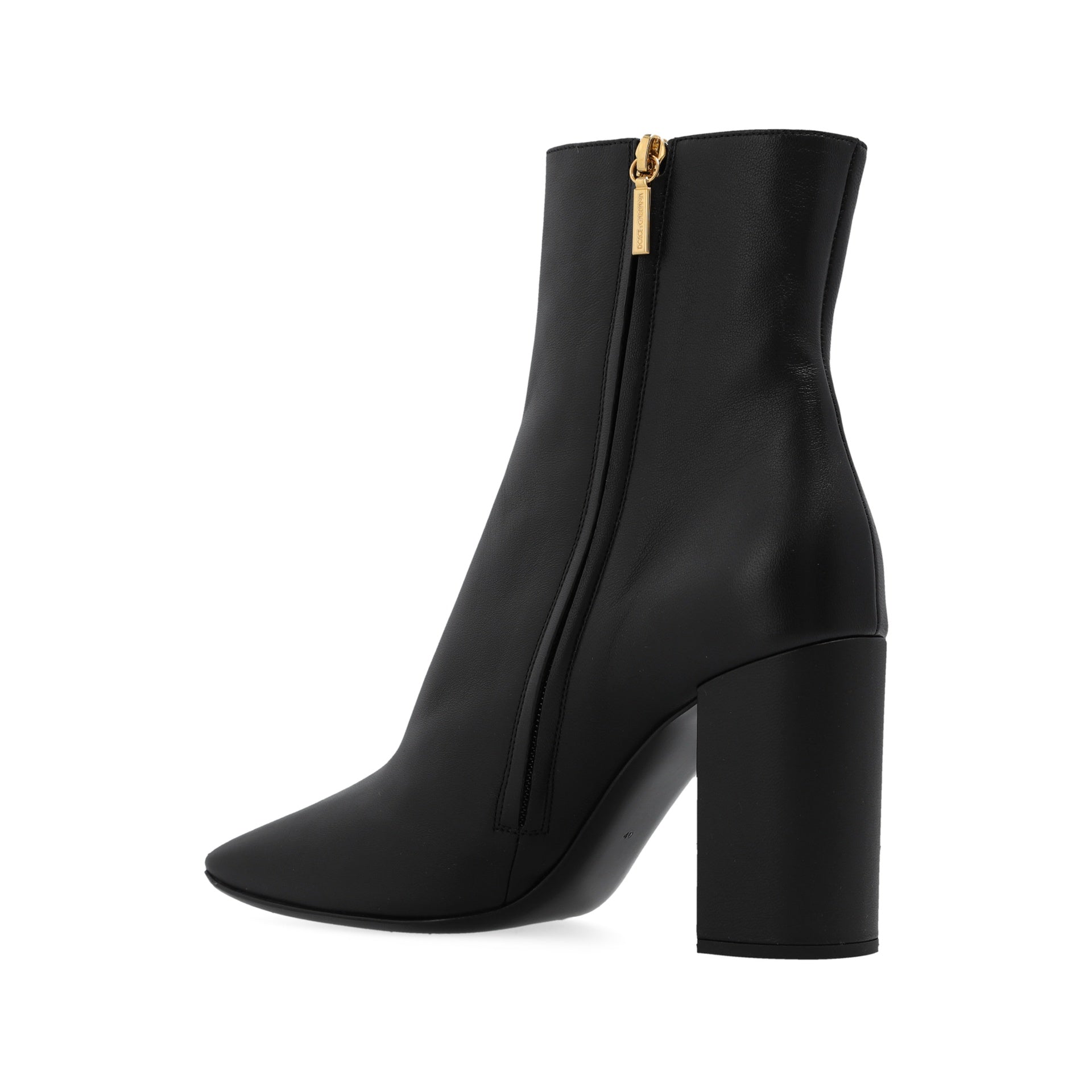 DOLCE___GABBANA_Dolce___Gabbana_Heeled_Leather_Boots_CT1001_AQ513_80999_Black_3.jpg