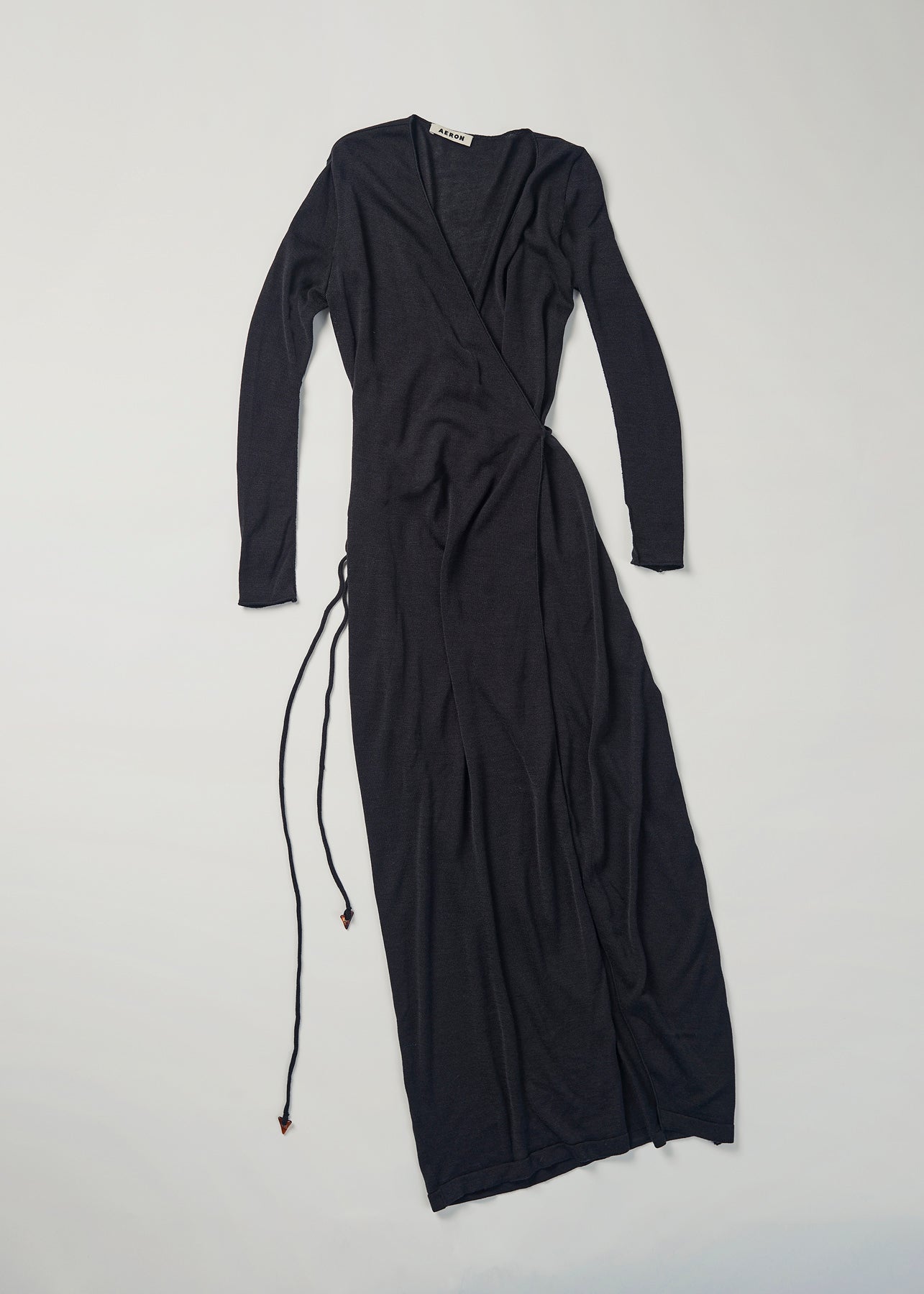 AERON BRUSH Knitted wrap dress – graphite