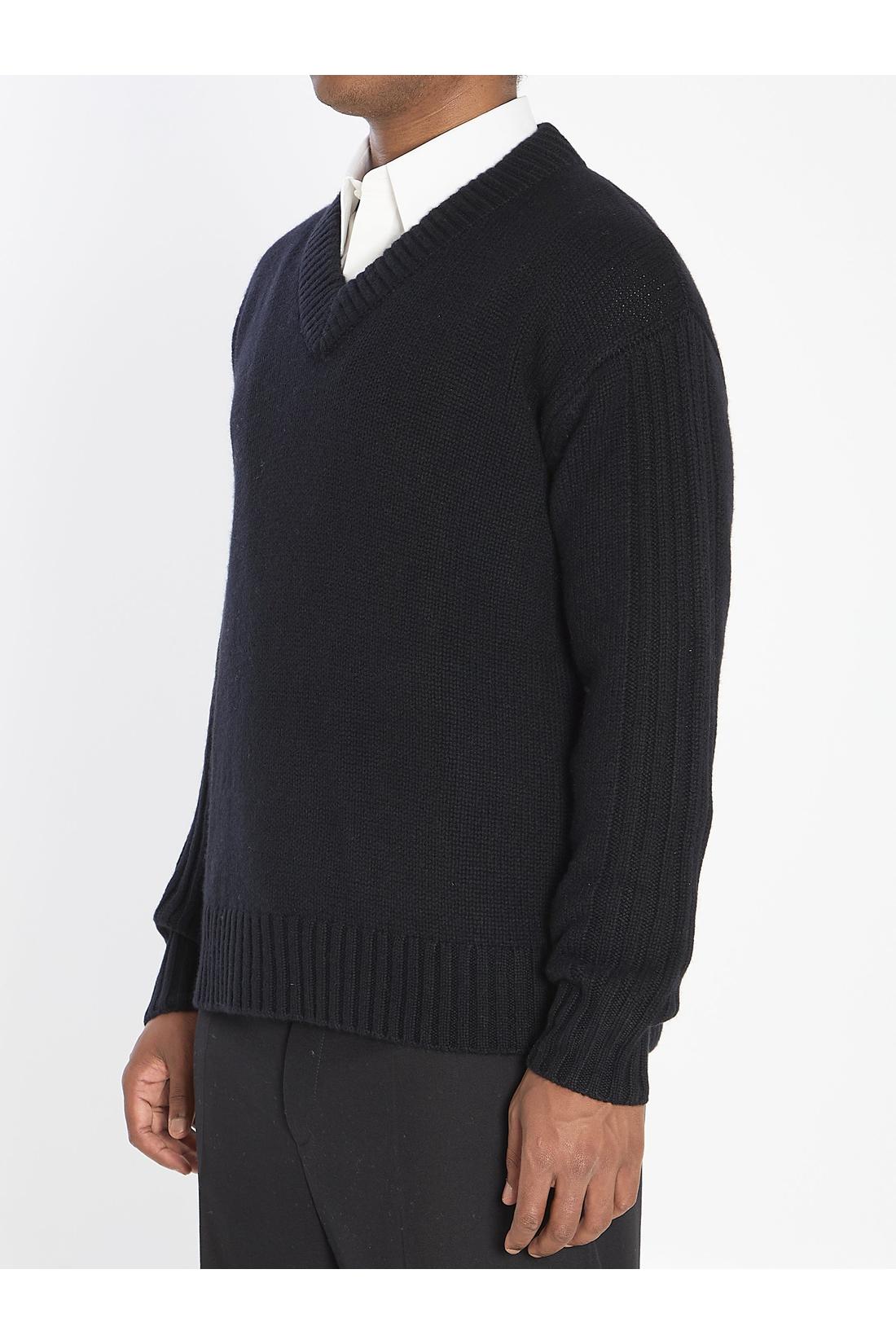 Lisa Yang-OUTLET-SALE-Dan sweater-ARCHIVIST
