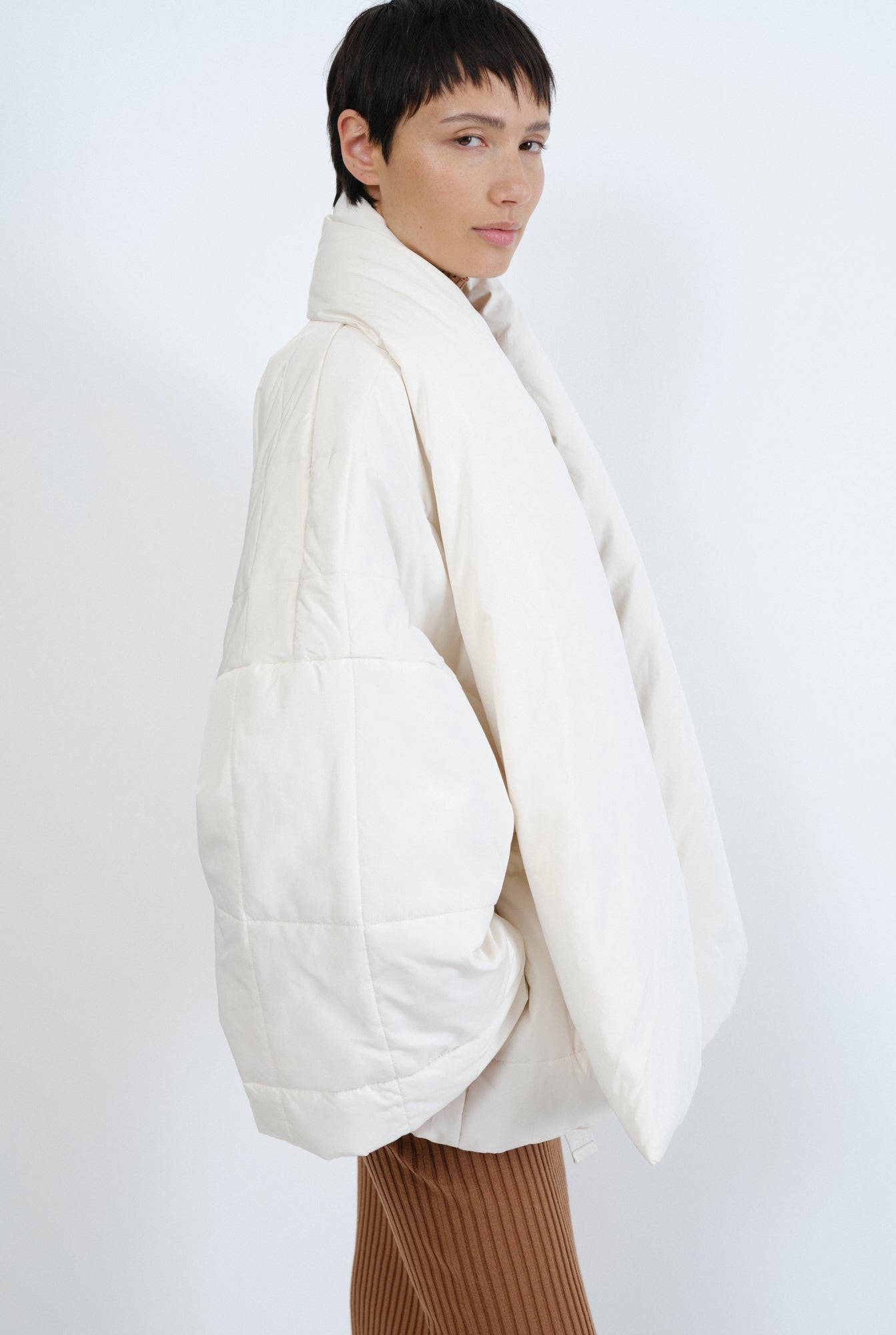 Embassy of Bricks and Logs-Archive-Sale-Outlet-CHIBA PUFFER JACKET-Jacken & Mäntel-by-ARCHIVIST