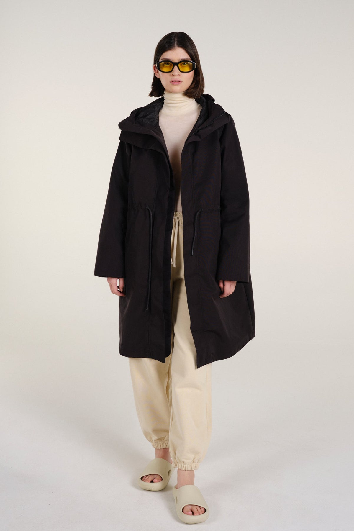 Embassy of Bricks and Logs-Archive-Sale-Outlet-GENEVA RAIN COAT-Jacken & Mäntel-XS-BLACK-by-ARCHIVIST