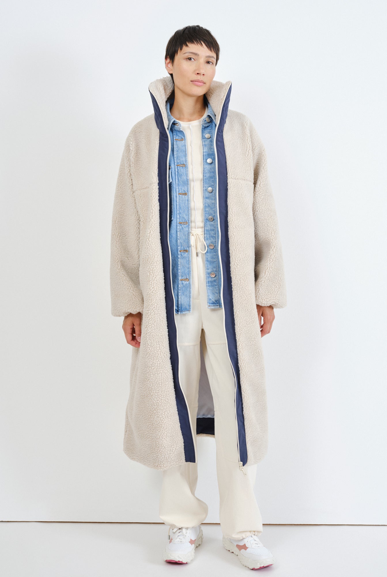 Embassy of Bricks and Logs-Archive-Sale-Outlet-LILLE SHERPA COAT-Jacken & Mäntel-by-ARCHIVIST