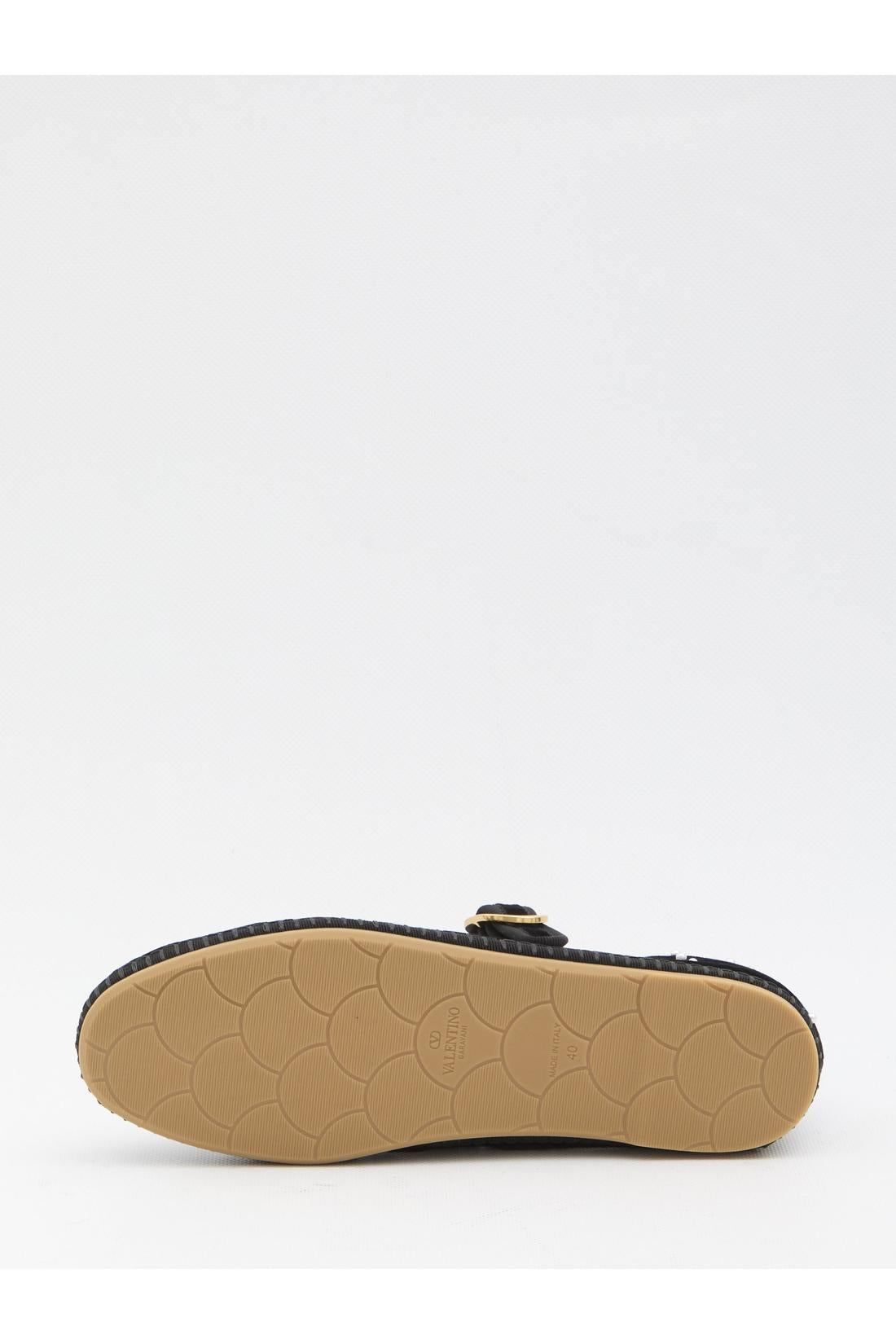 Valentino Garavani-OUTLET-SALE-Endouce velvet Mary-Jane ballerina flats-ARCHIVIST