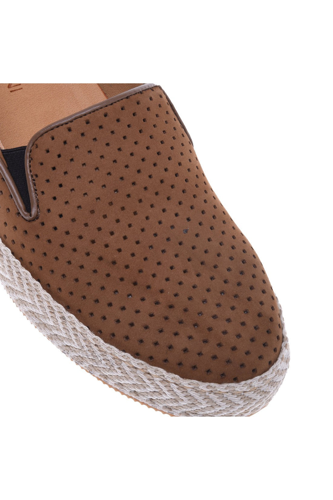 Espadrilles in brown perforated suede