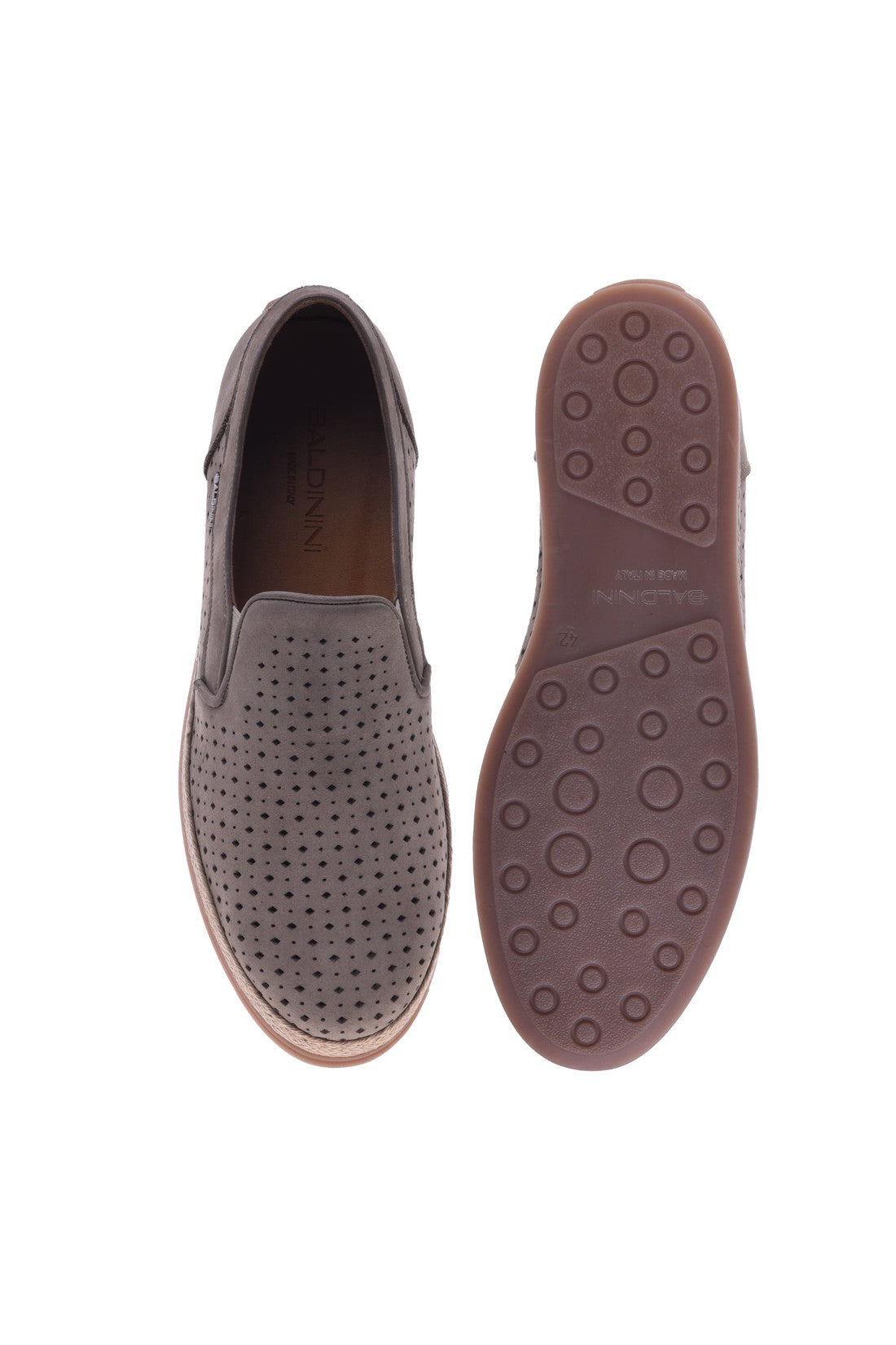 Espadrilles in taupe perforated nubuck