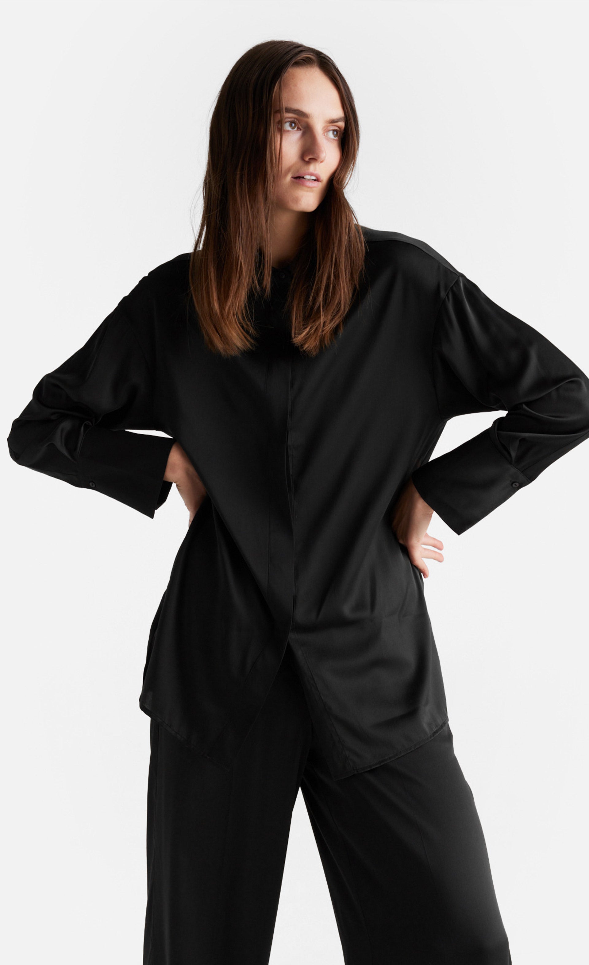 Iheart-Ewelinn-Hemden & Blusen-Black-Deal-Outlet-by-ARCHIVIST