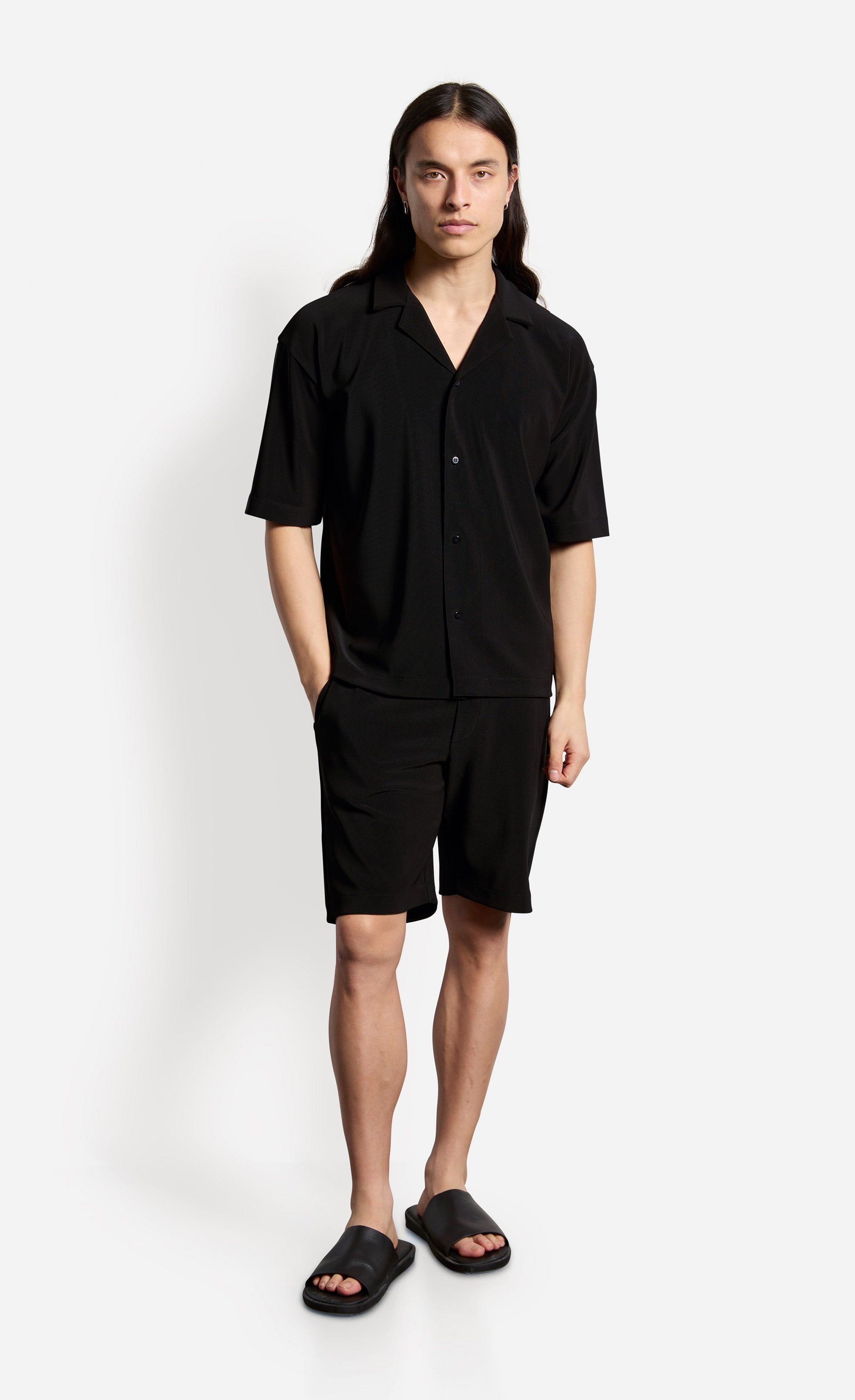 Kiefermann-Lasselo-shorts-Hosen-Black-Deal-Outlet-by-ARCHIVIST