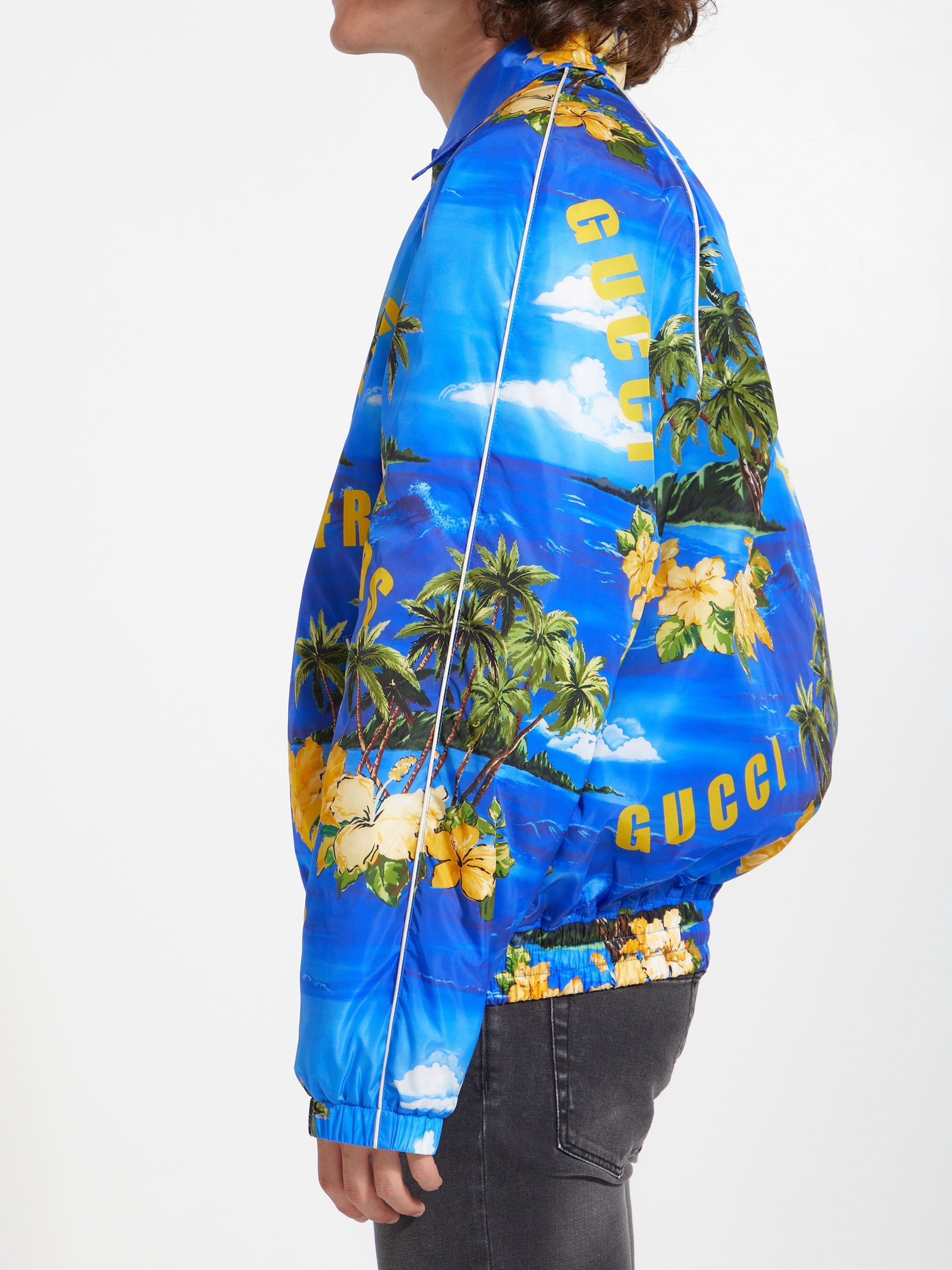GUCCI-OUTLET-SALE-Nylon-jacket-with-print-Jacken-Mantel-48-BLUE-ARCHIVE-COLLECTION-3.jpg