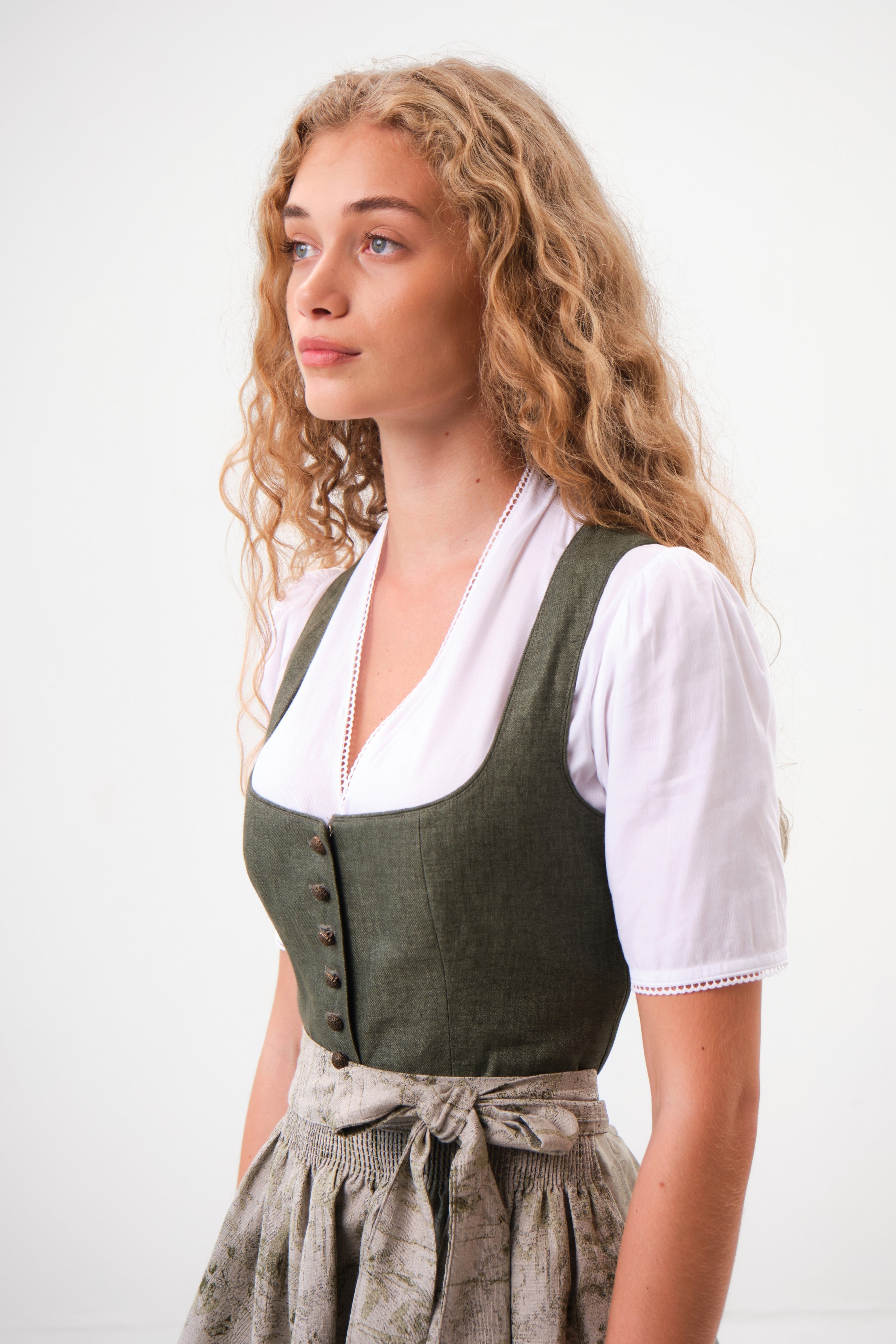 Damen Dirndlbluse Gila Kurzarm-Dirndl-Felicitas-OUTLET-ARCHIVIST-ARCHIVE-SALE