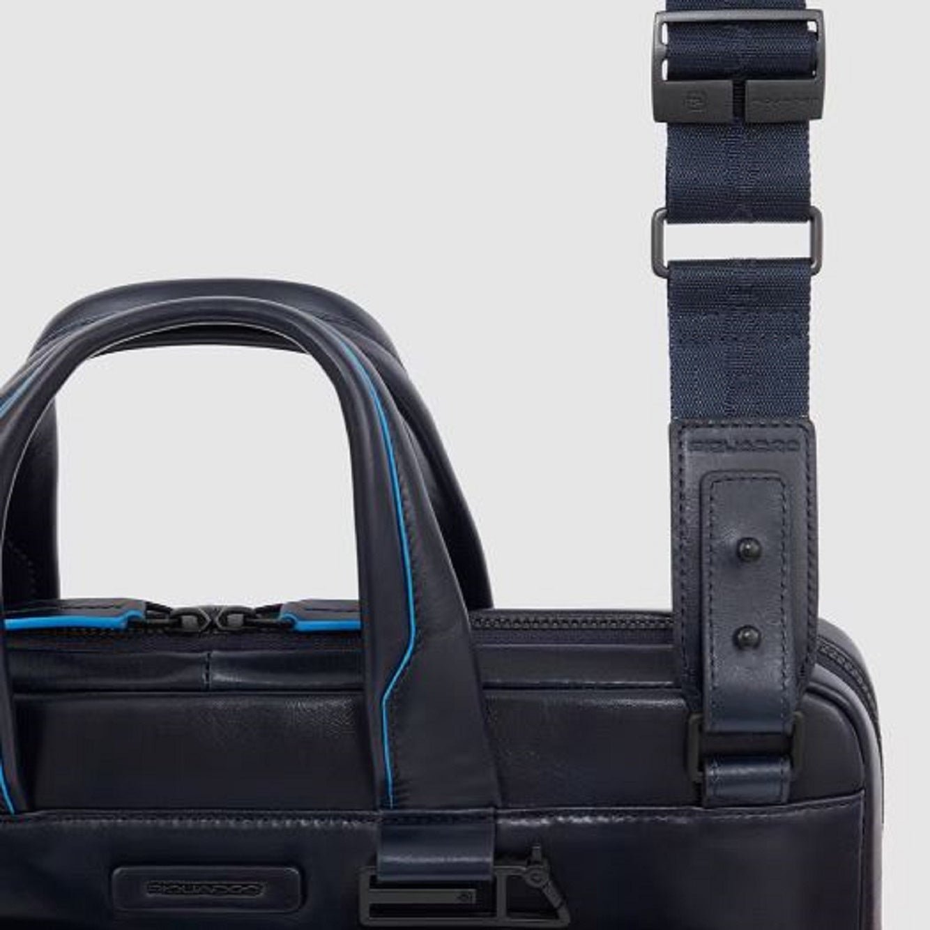 PIQUADRO-OUTLET-SALE-Handbag BLAU-ARCHIVIST