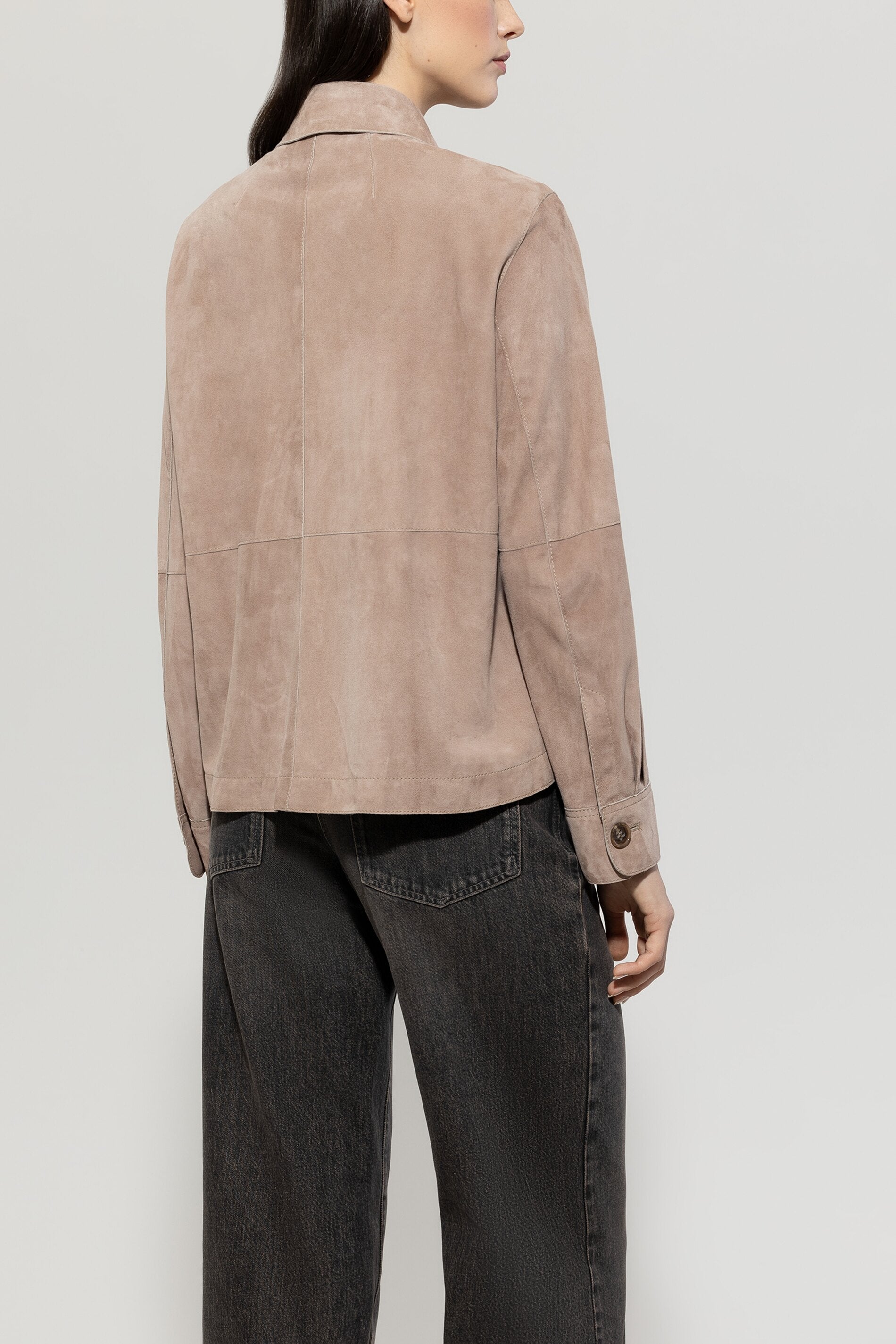 Luisa Cerano-Hemdjacke aus Veloursleder-Jacken & Mäntel-Black-Deal-Outlet-by-ARCHIVIST