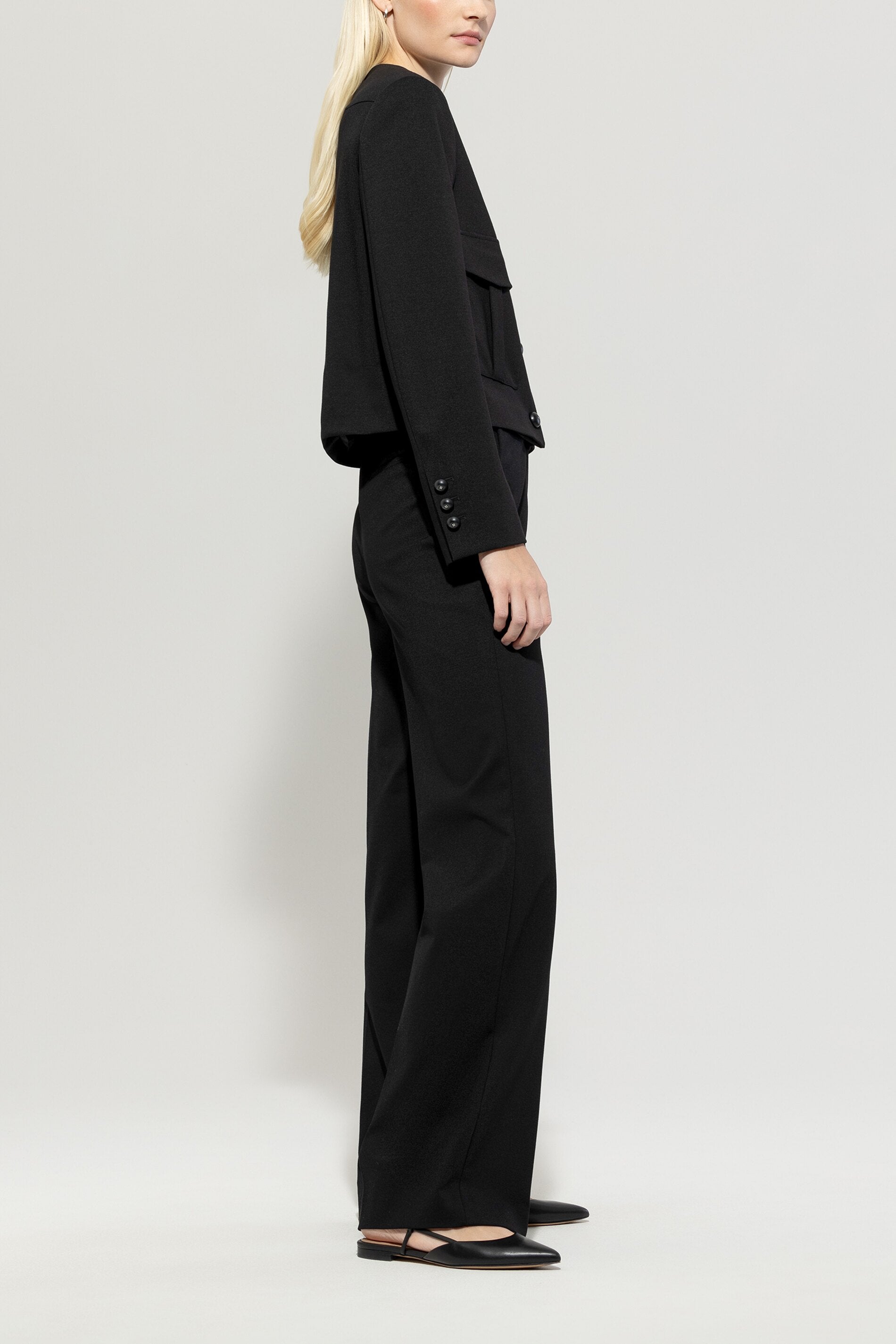 Luisa Cerano-Hose aus Punto-Milano-Hosen-Black-Deal-Outlet-by-ARCHIVIST