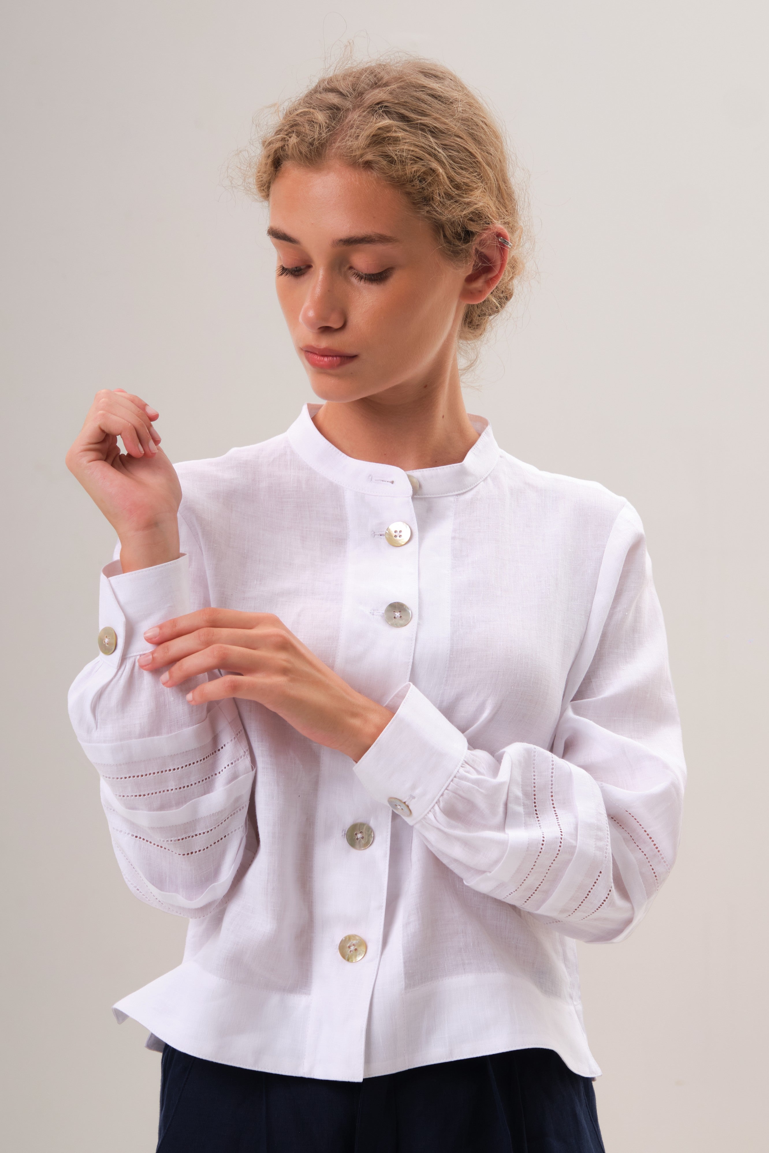 Damenjacke Jalisa-Jacken & Mäntel-Felicitas-OUTLET-XS-weiß-ARCHIVIST-ARCHIVE-SALE
