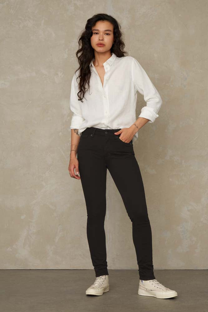 Kings Of Indigo-JUNO MEDIUM | STAY BLACK RINSE-Jeans-Black-Deal-Outlet-by-ARCHIVIST