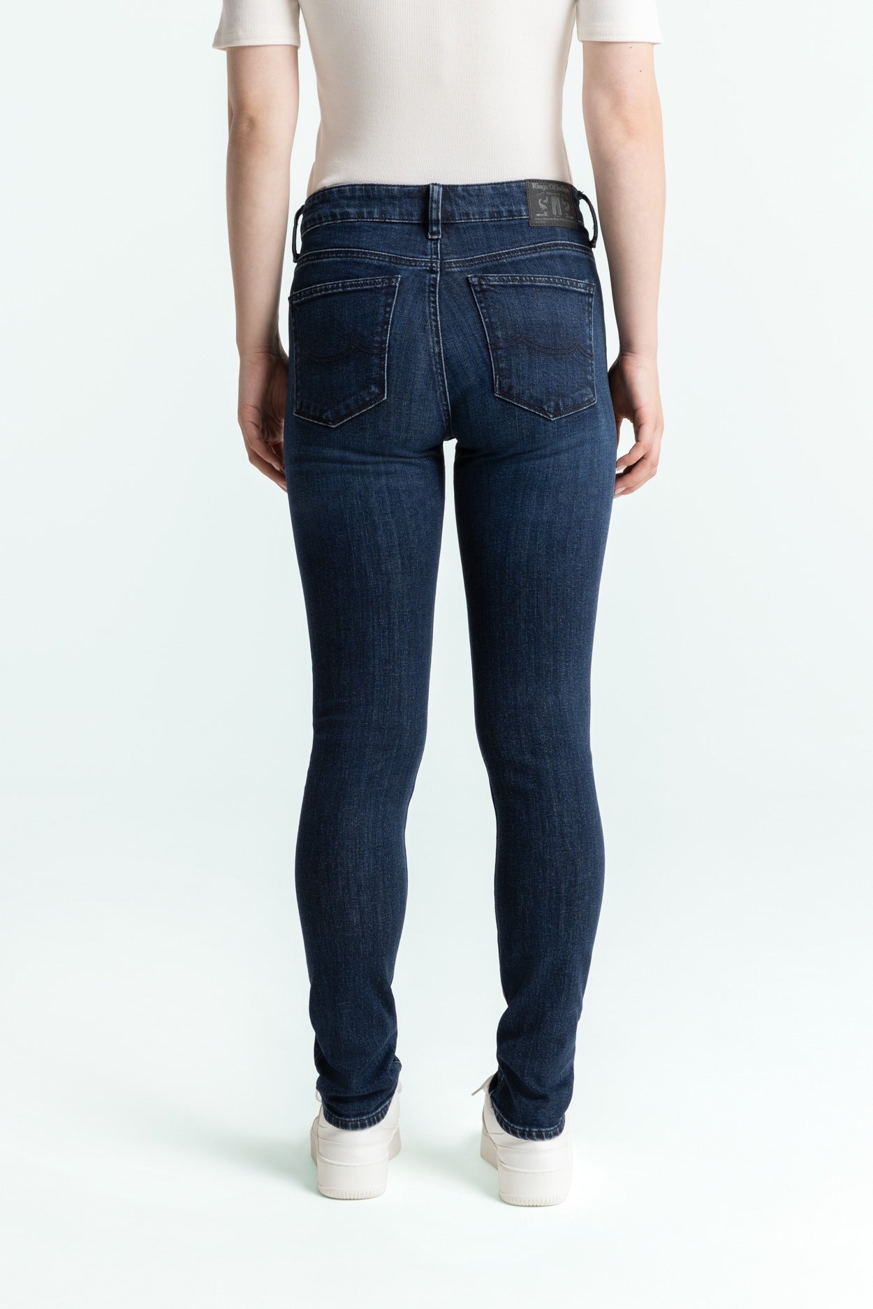 Kings Of Indigo-JUNO MEDIUM | CLEAN MEDIUM USED-Jeans-Black-Deal-Outlet-by-ARCHIVIST