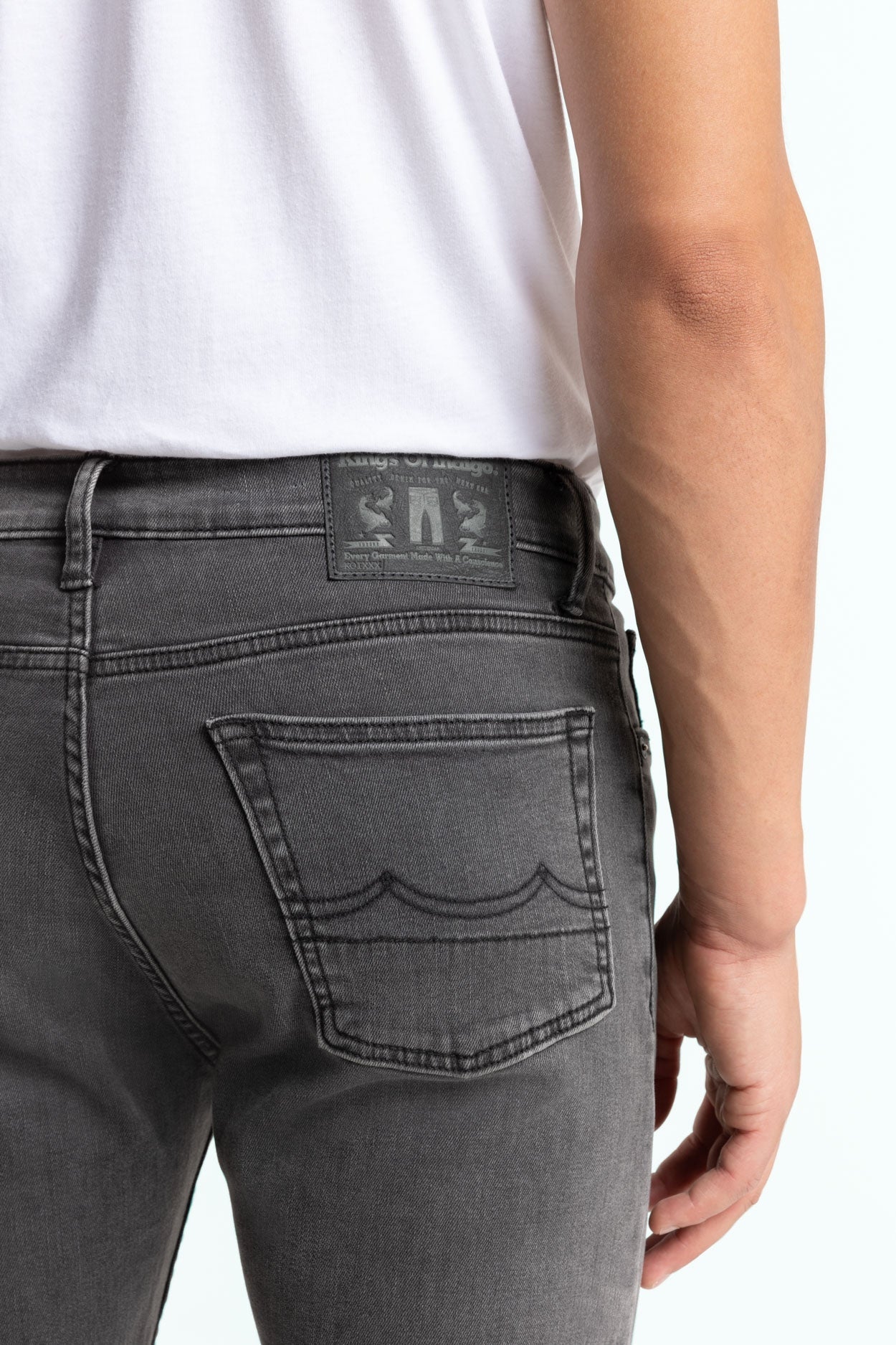 Kings Of Indigo-JOHN | GREY USED-Jeans-Black-Deal-Outlet-by-ARCHIVIST