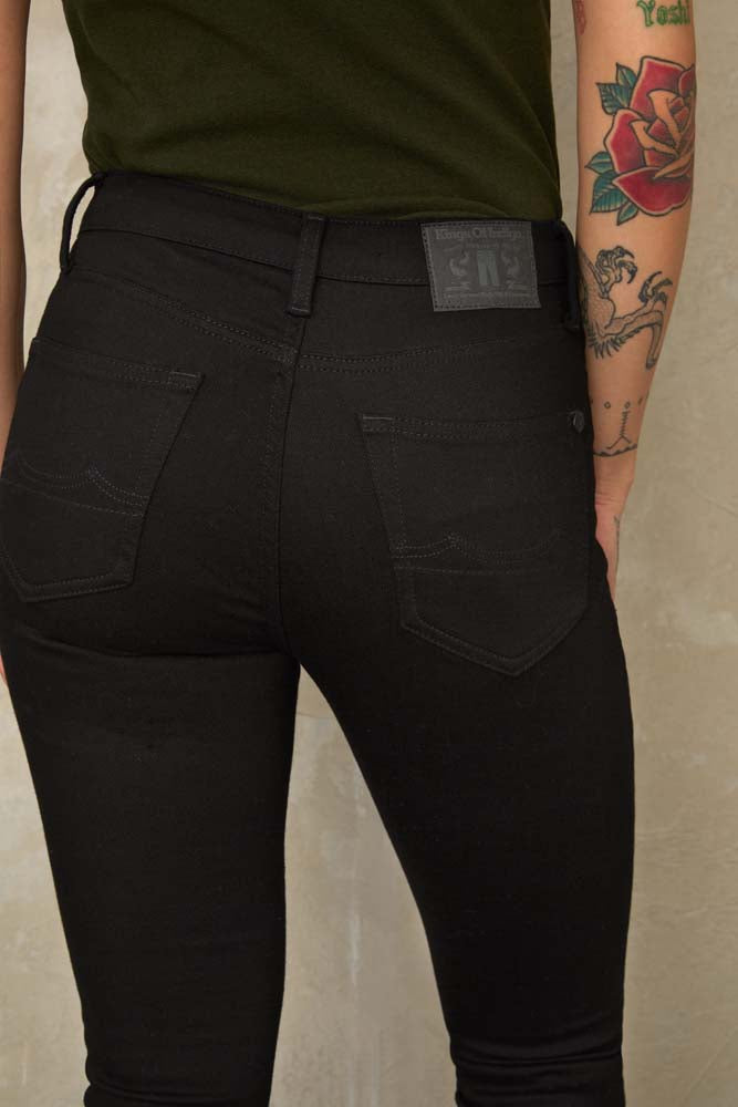 Kings Of Indigo-MARIE | STAY BLACK-Jeans-Black-Deal-Outlet-by-ARCHIVIST