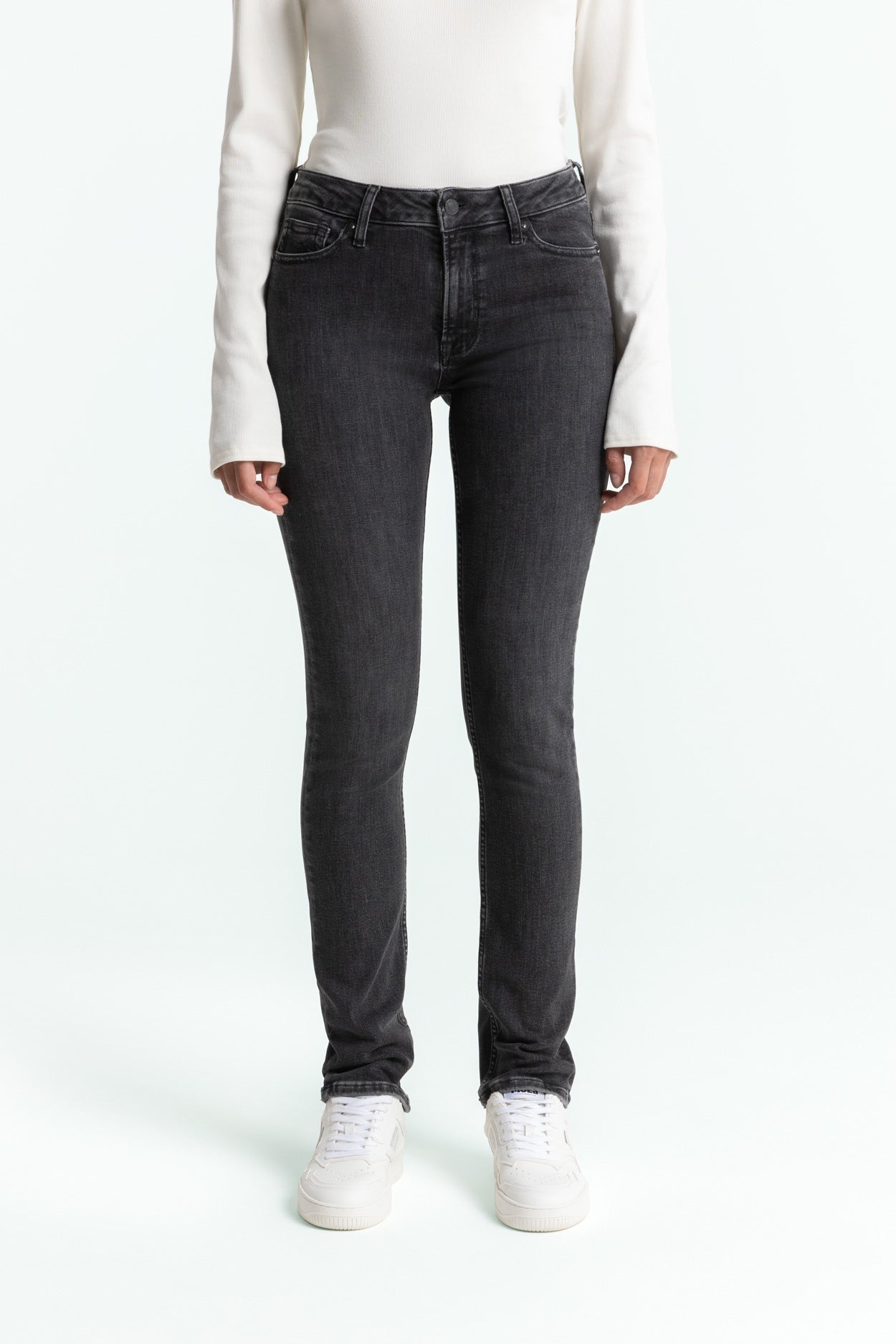 Kings Of Indigo-EMI | JOURNEY GREY USED-Jeans-Black-Deal-Outlet-by-ARCHIVIST