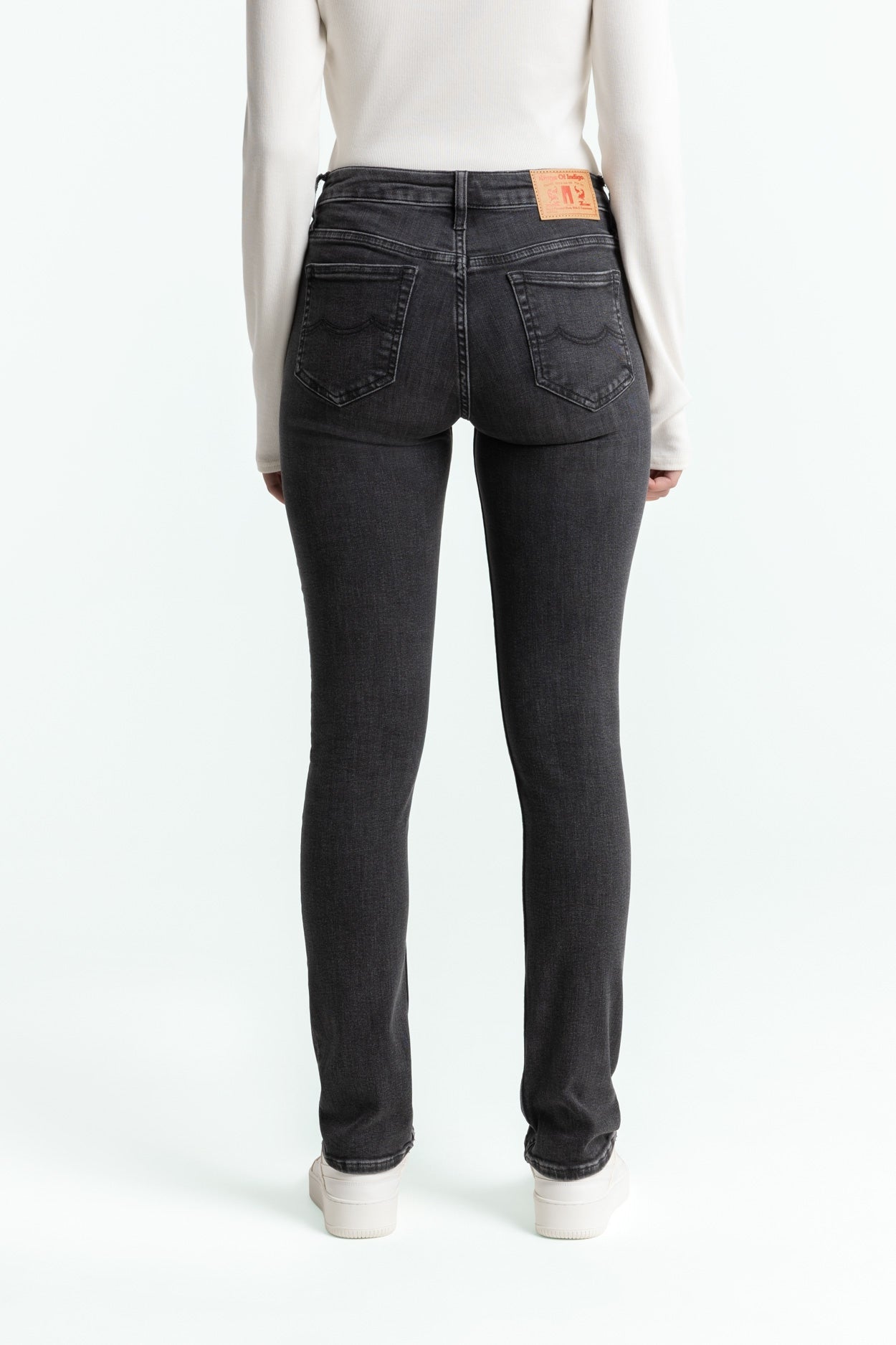 Kings Of Indigo-EMI | JOURNEY GREY USED-Jeans-Black-Deal-Outlet-by-ARCHIVIST