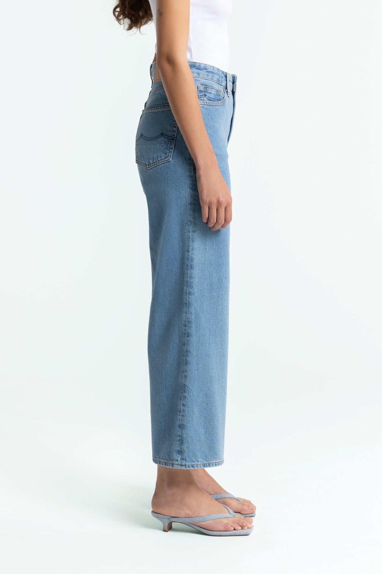 Kings Of Indigo-ELISABETH CROPPED | CLEAN HOLO MID VINTAGE-Jeans-Black-Deal-Outlet-by-ARCHIVIST