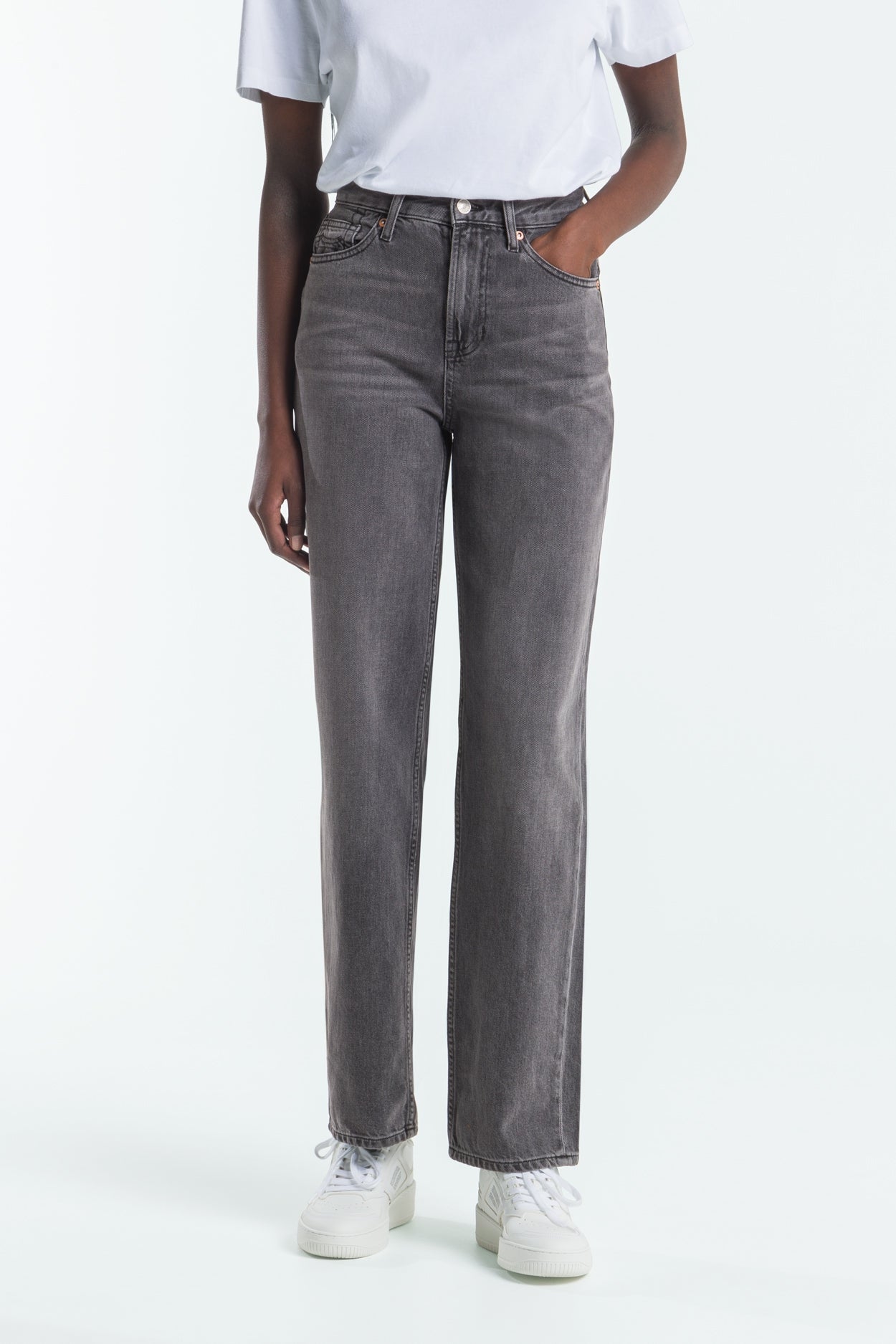 Kings Of Indigo-LIORA | PONY BLACK OD BLACK-Jeans-Black-Deal-Outlet-by-ARCHIVIST