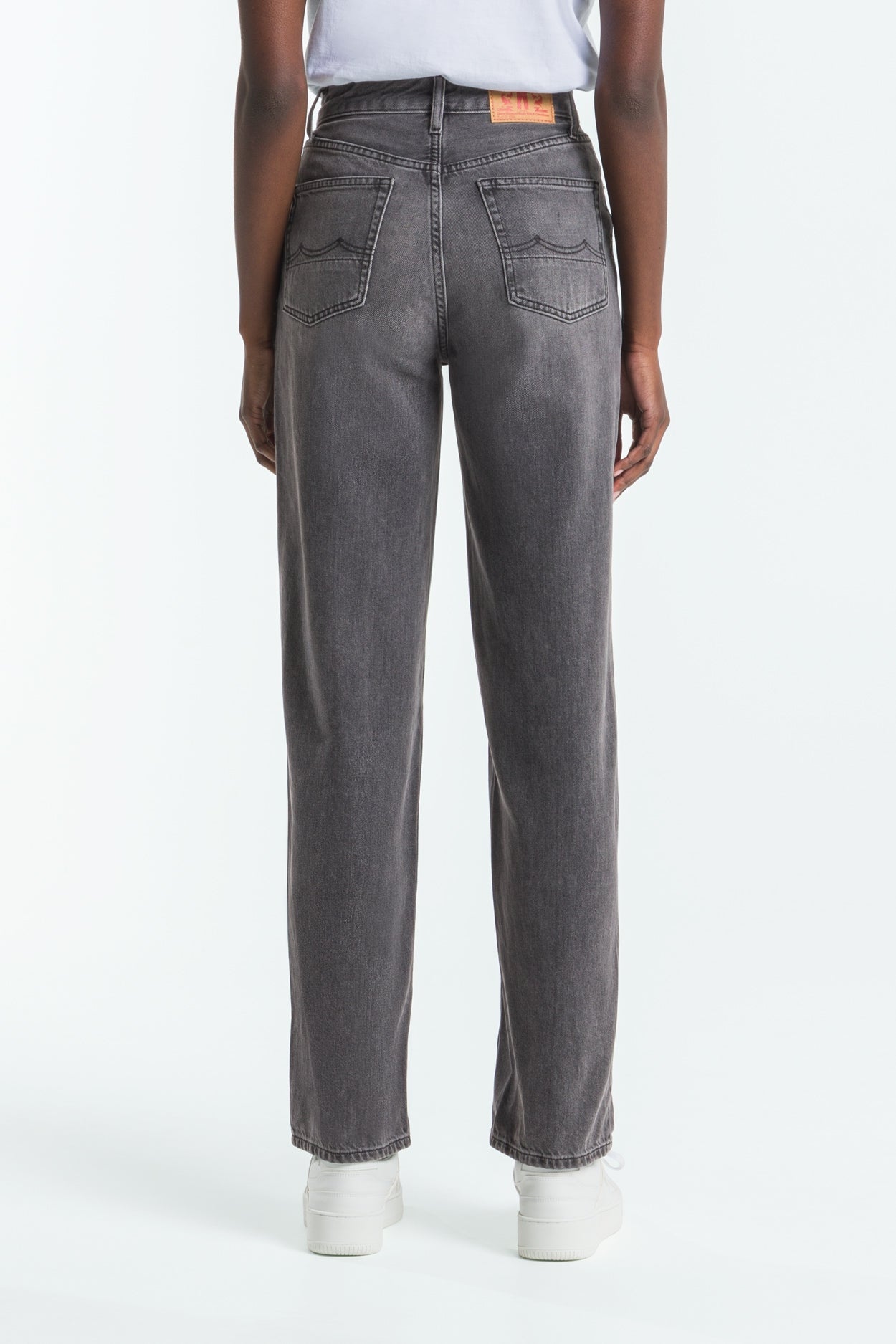 Kings Of Indigo-LIORA | PONY BLACK OD BLACK-Jeans-Black-Deal-Outlet-by-ARCHIVIST