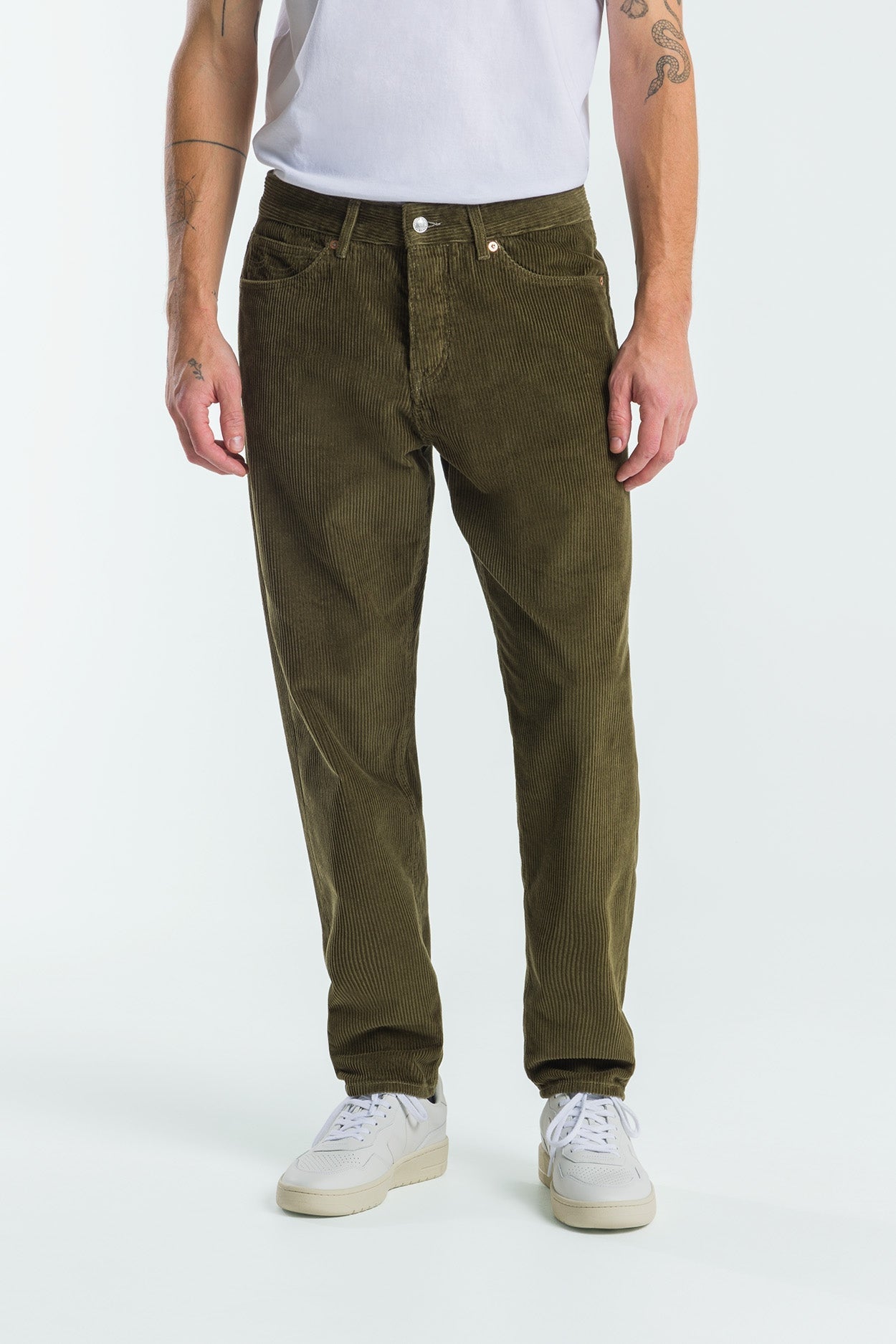 Kings Of Indigo-SUSHAN | BURNT OLIVE-Hosen-Black-Deal-Outlet-by-ARCHIVIST