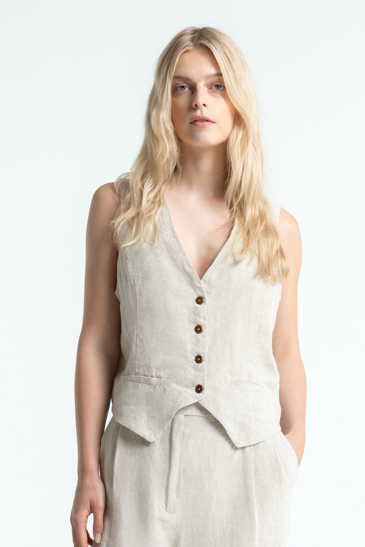 LUCIA | UNDYED LINEN
