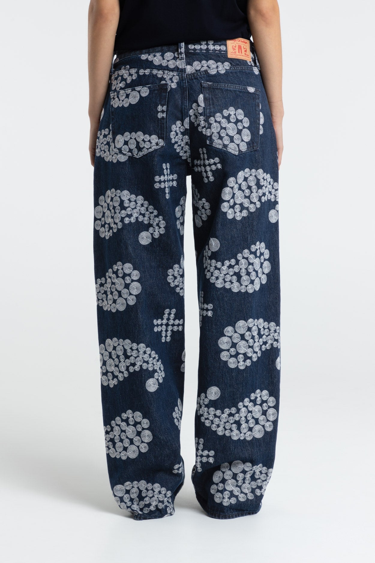 JOAN | EMBROIDERY DENIM